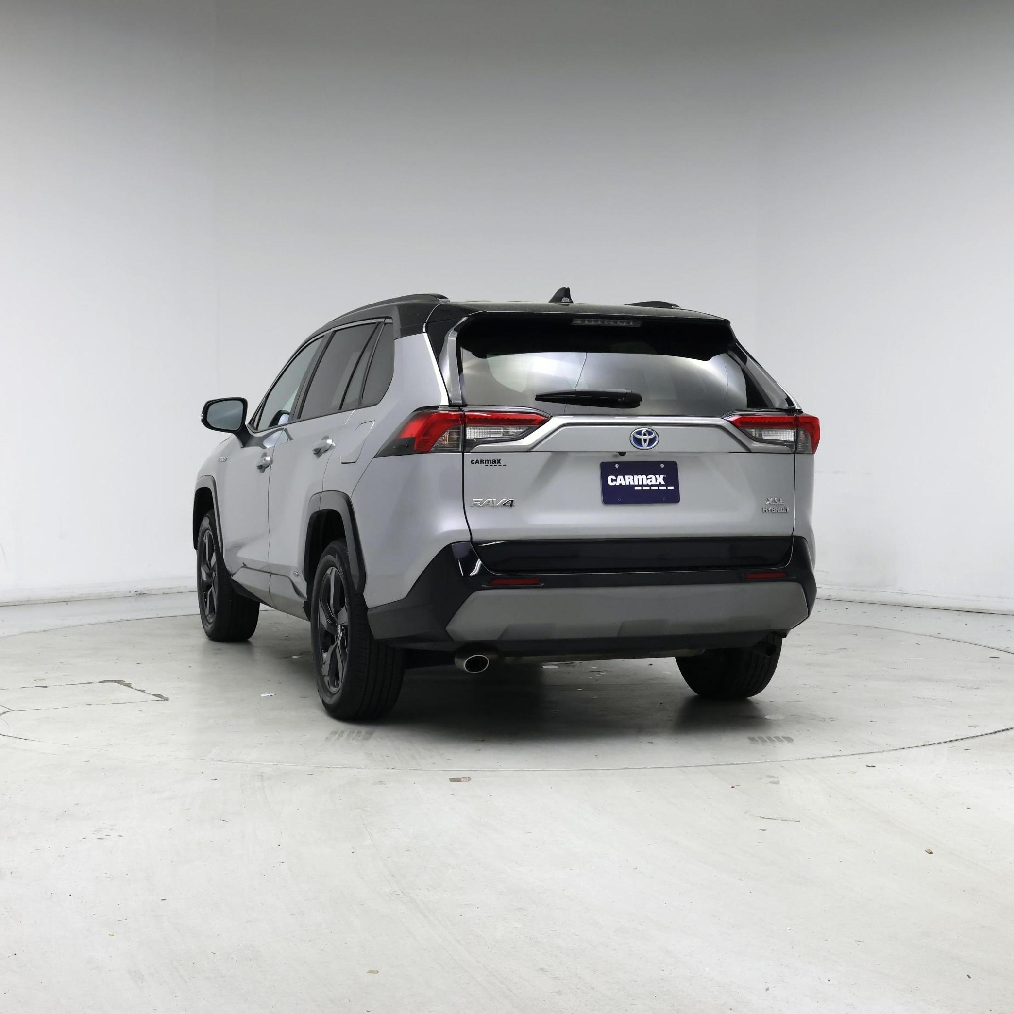 Thumbnail: 2021 Toyota RAV4 - 6