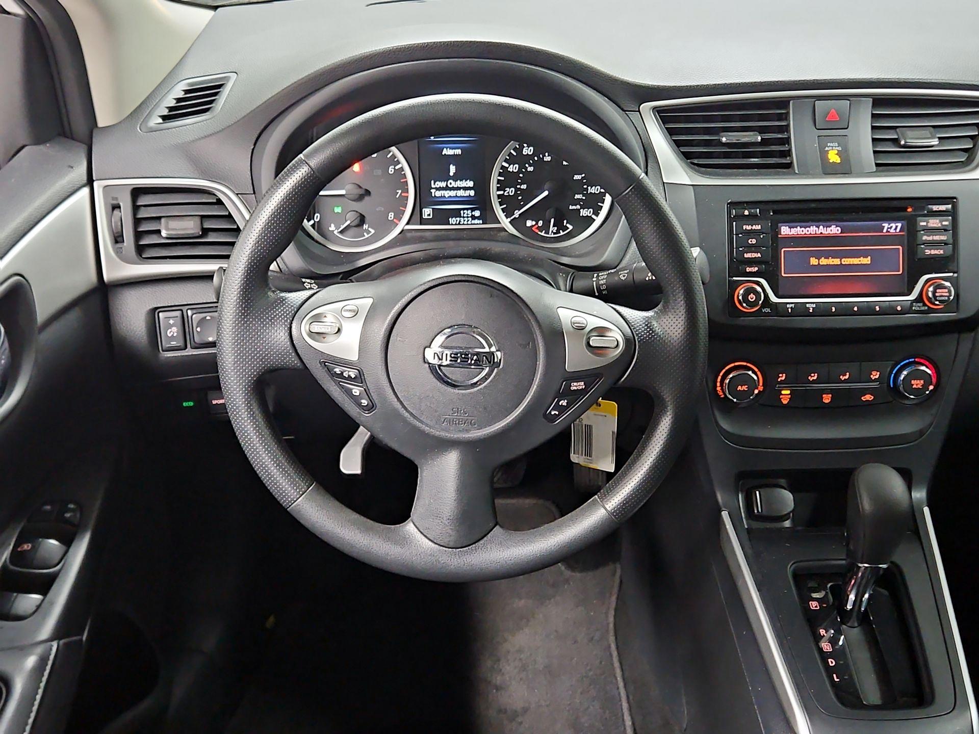 Thumbnail: 2018 Nissan Sentra - 10