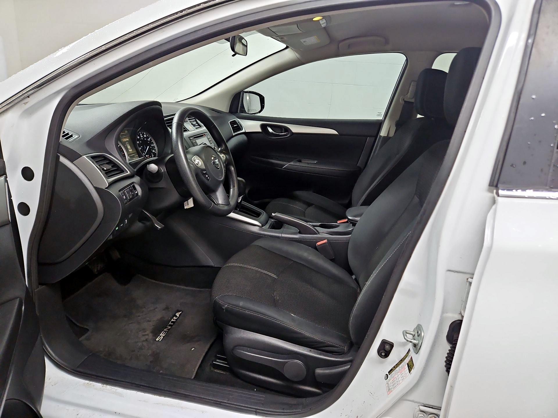 Thumbnail: 2018 Nissan Sentra - 11