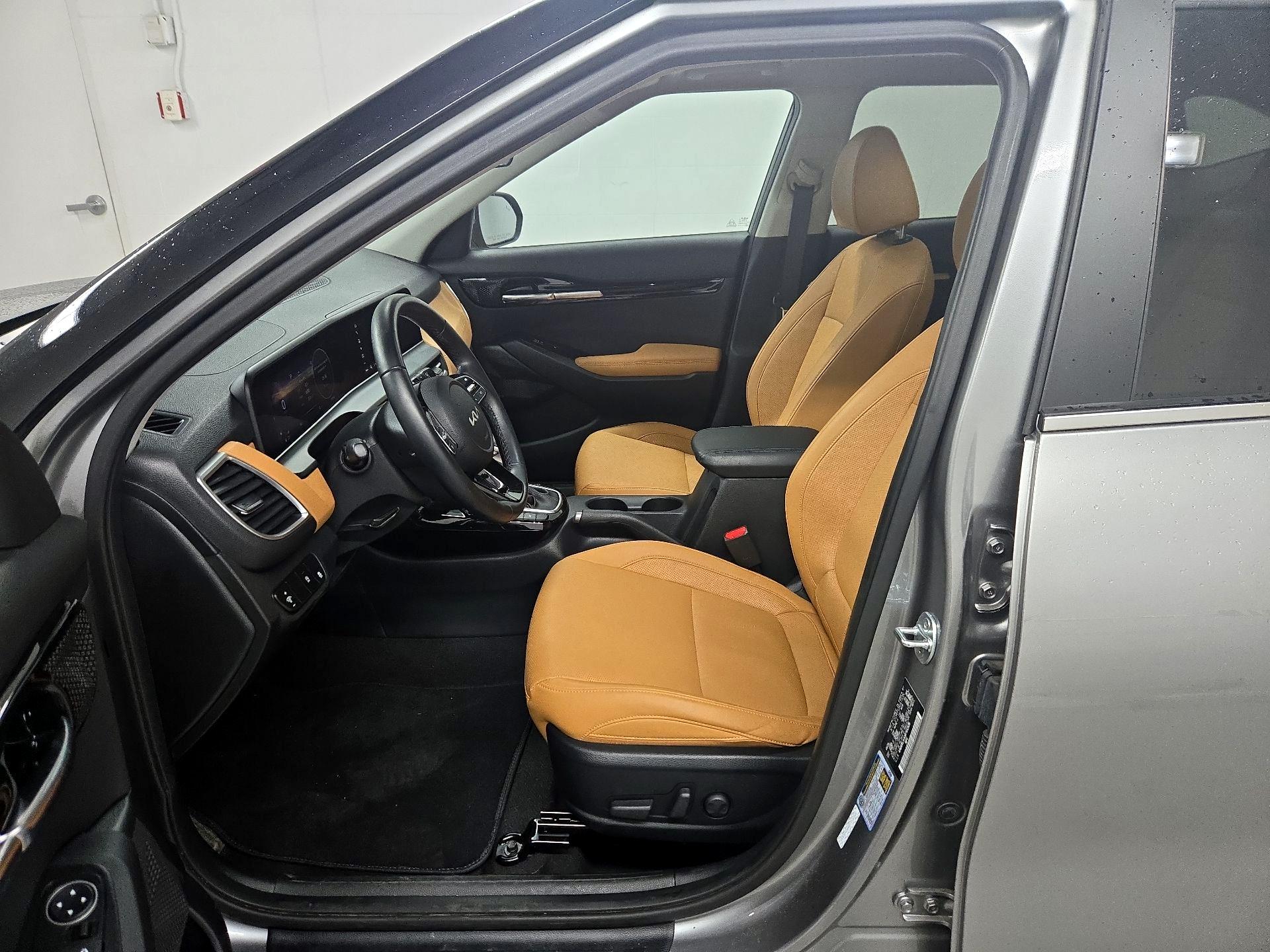 Thumbnail: 2024 Kia Seltos - 11