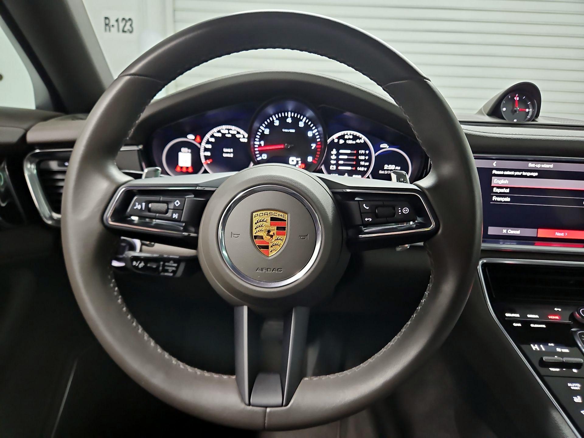 Thumbnail: 2021 Porsche Panamera - 10