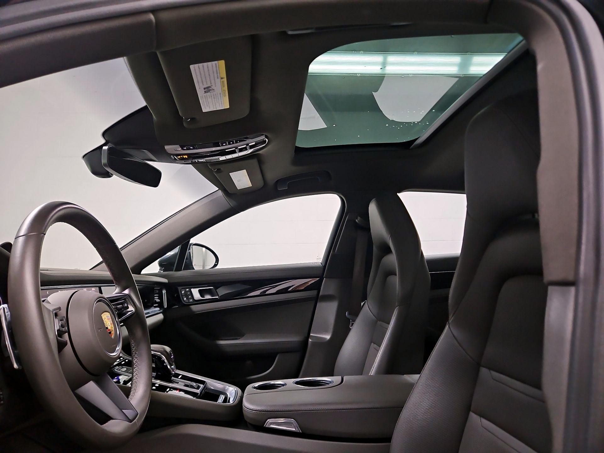 Thumbnail: 2021 Porsche Panamera - 20