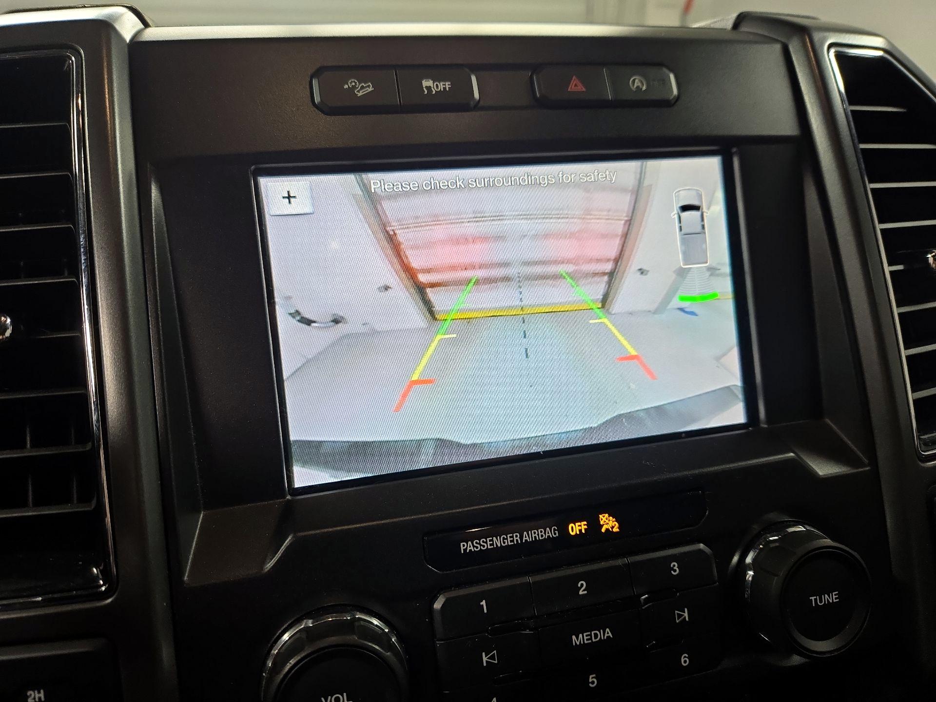 Thumbnail: 2018 Ford F-150 - 15