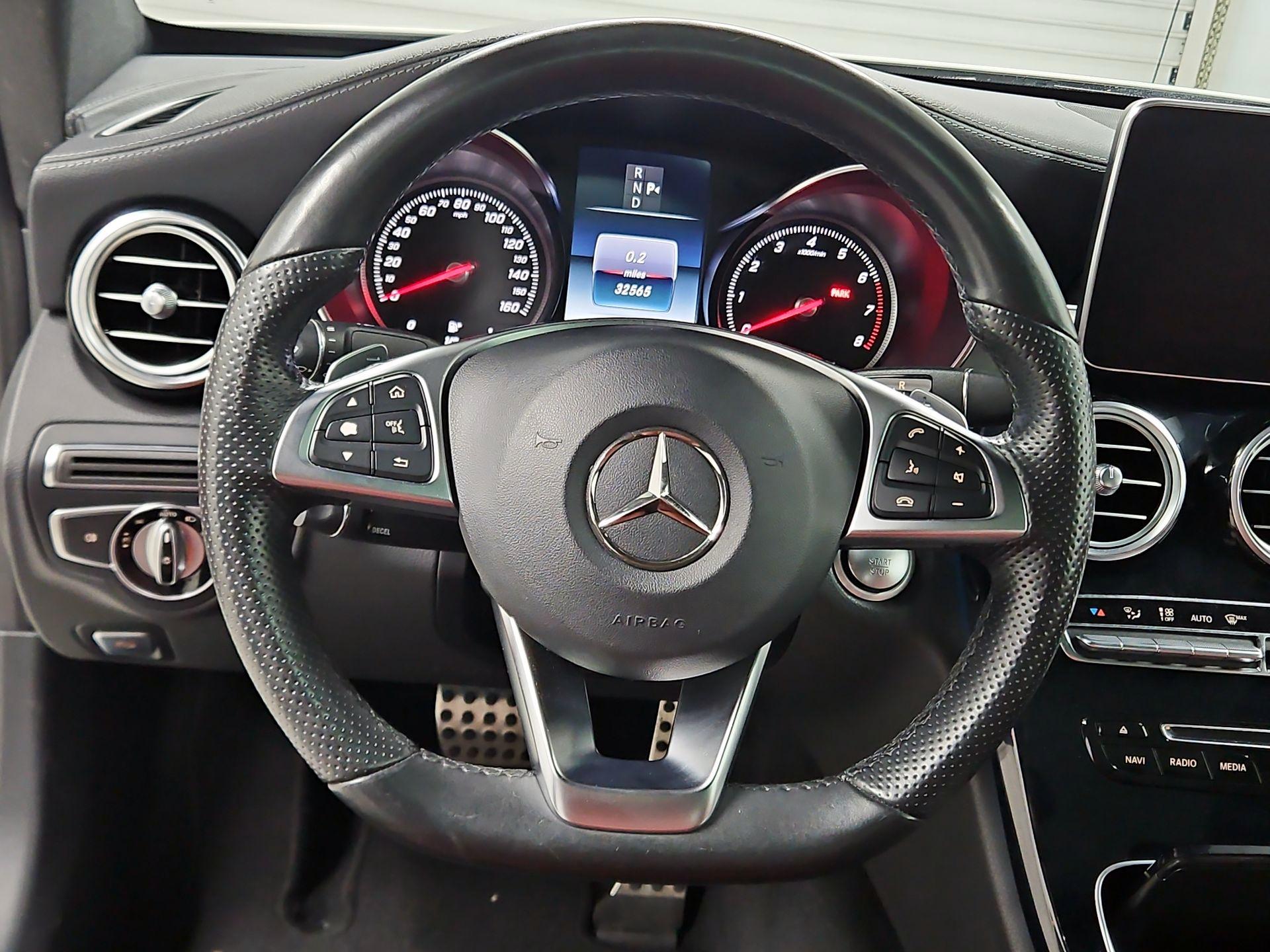 Thumbnail: 2017 Mercedes-Benz C-Class - 10