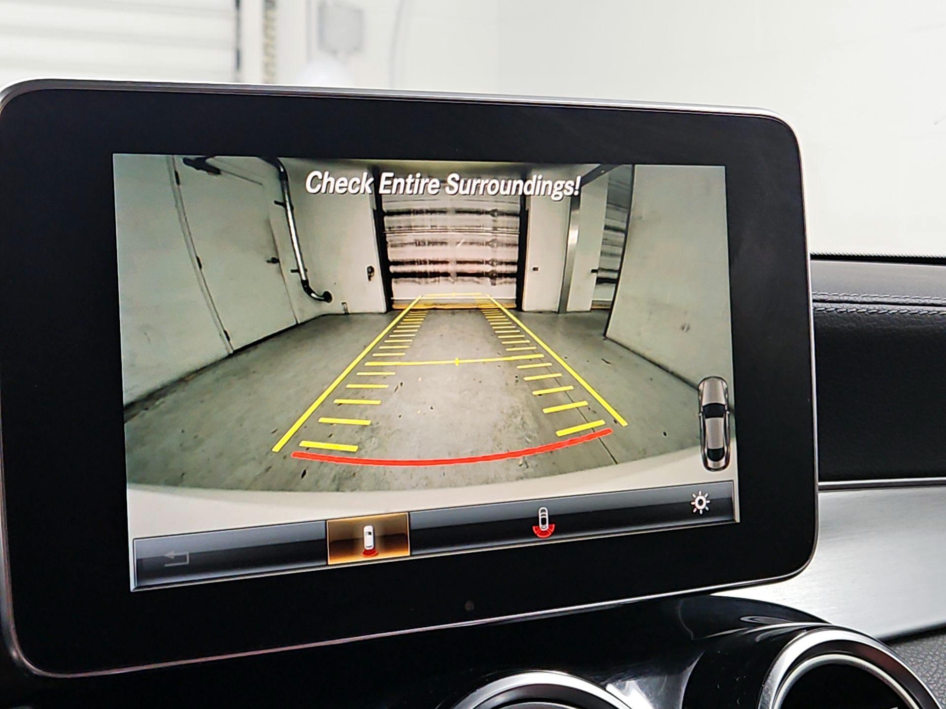 Thumbnail: 2017 Mercedes-Benz C-Class - 15