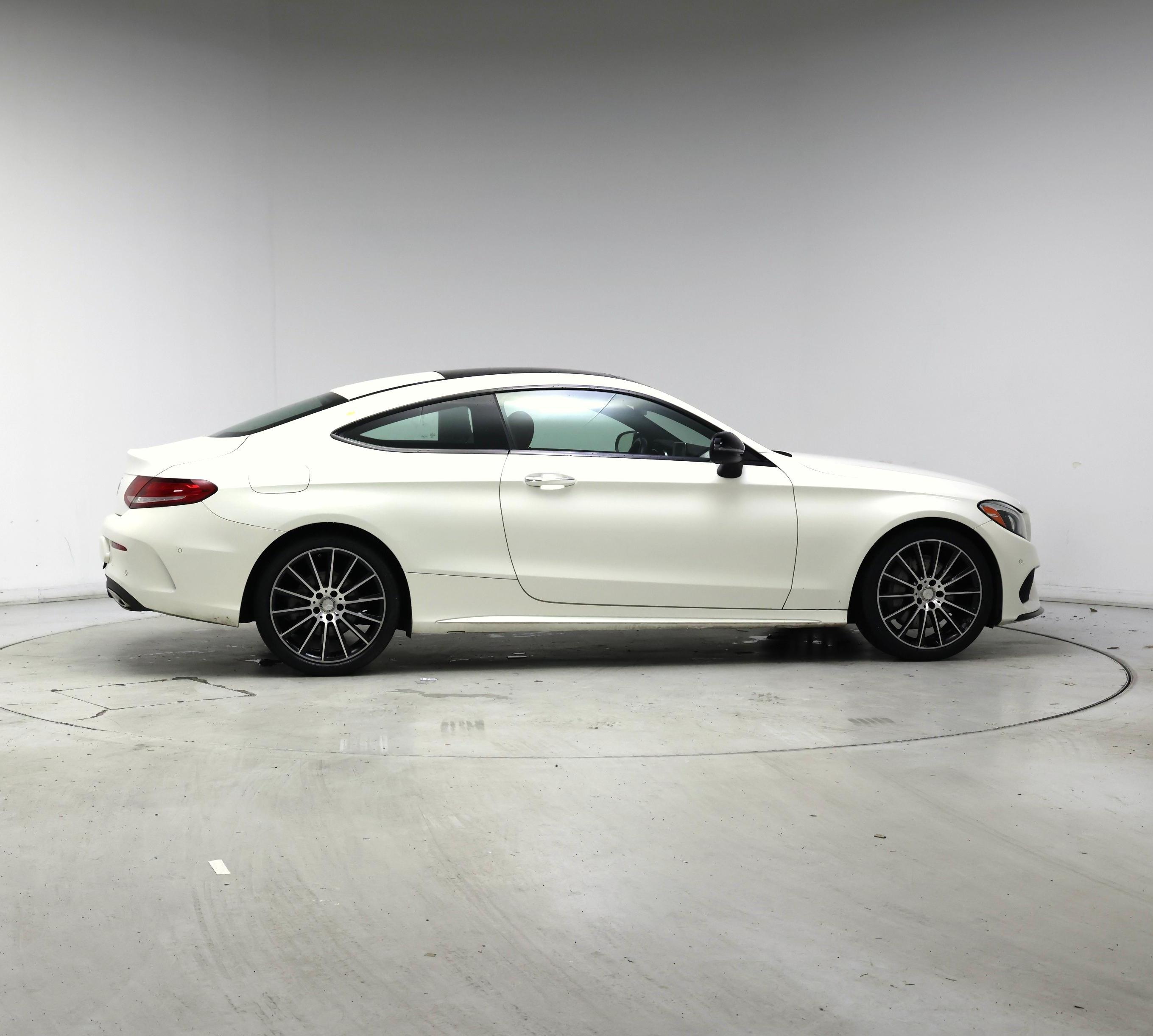 Thumbnail: 2017 Mercedes-Benz C-Class - 7