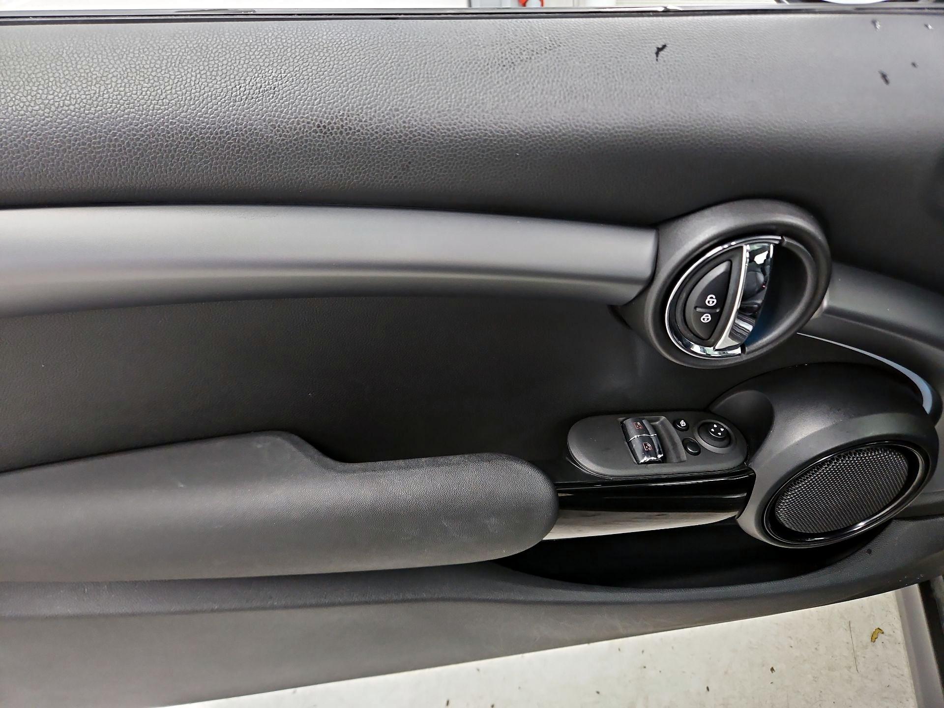 Thumbnail: 2022 MINI Cooper Hardtop - 12