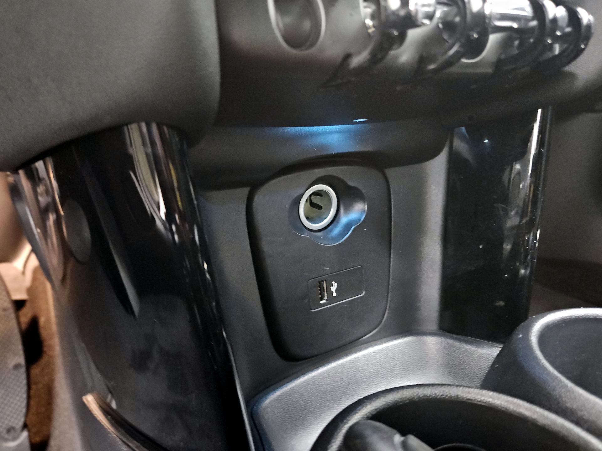 Thumbnail: 2022 MINI Cooper Hardtop - 19