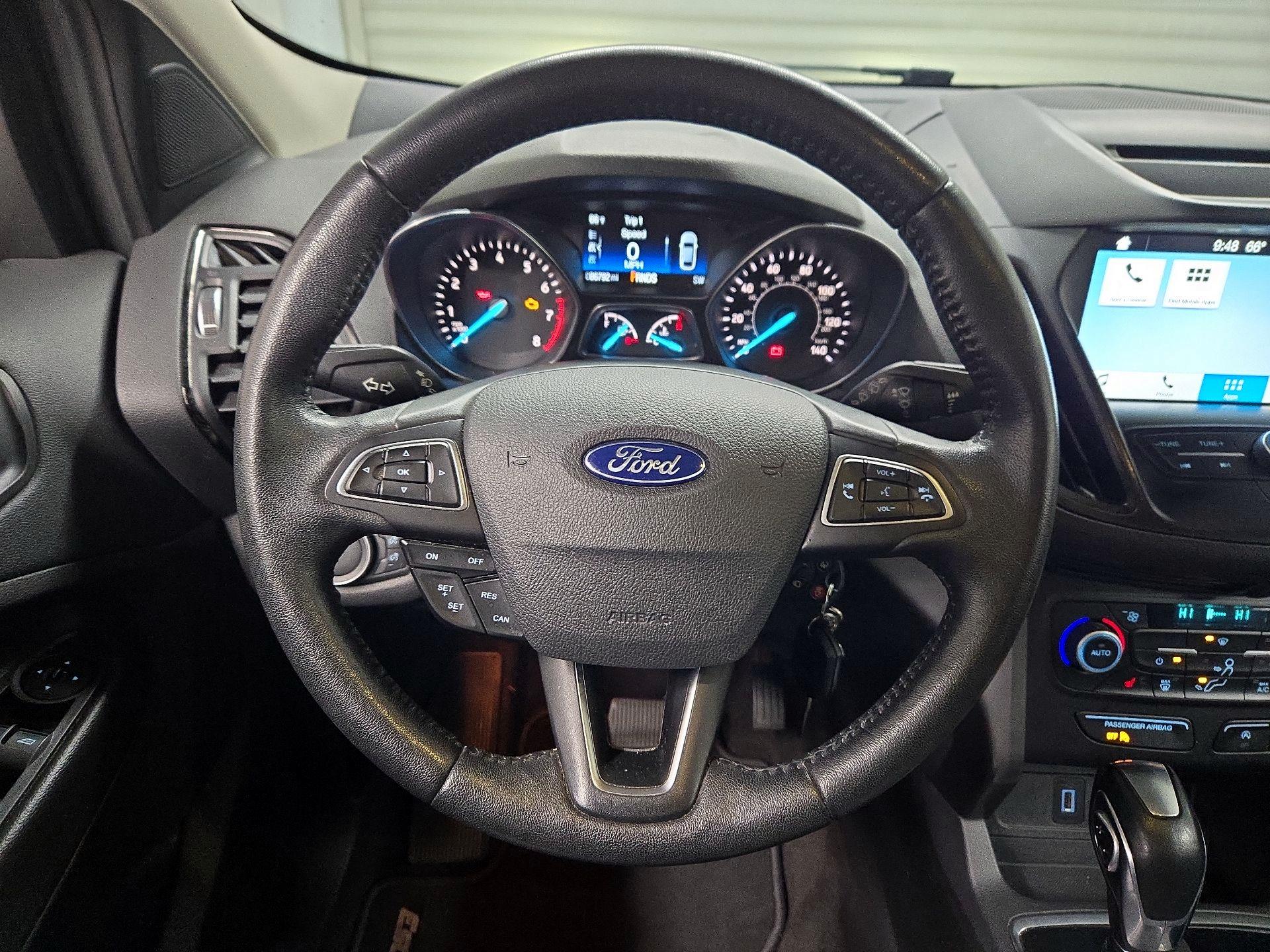 Thumbnail: 2018 Ford Escape - 10