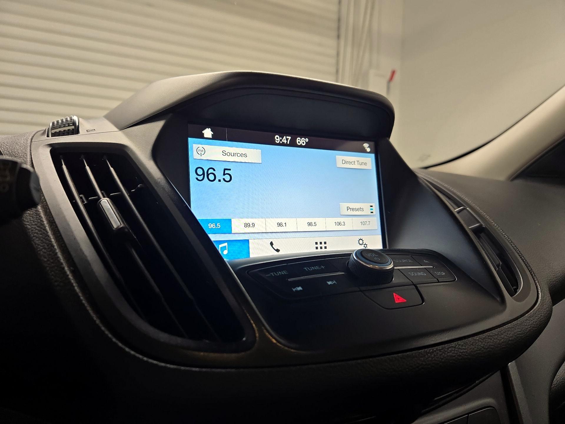 Thumbnail: 2018 Ford Escape - 15