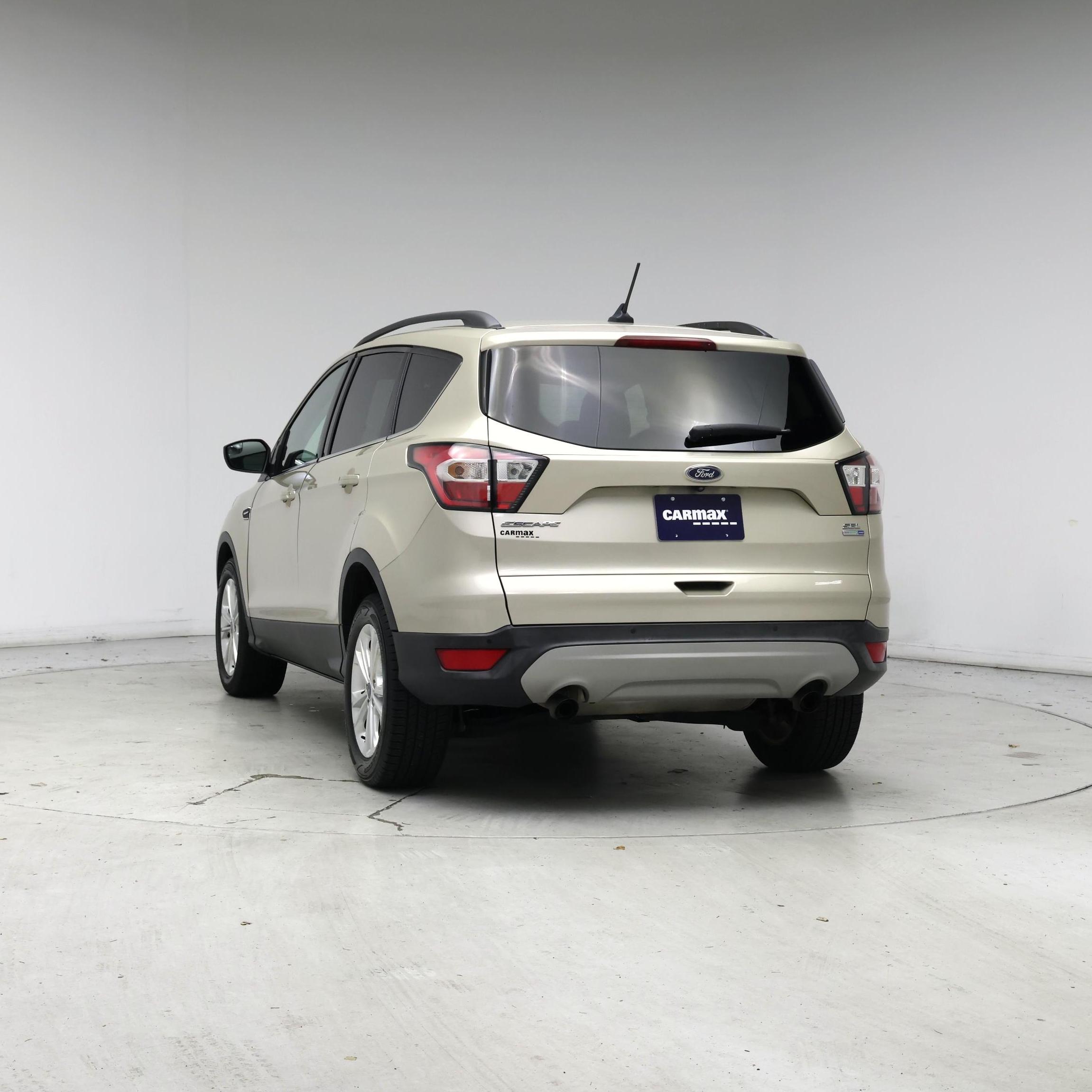 Thumbnail: 2018 Ford Escape - 6