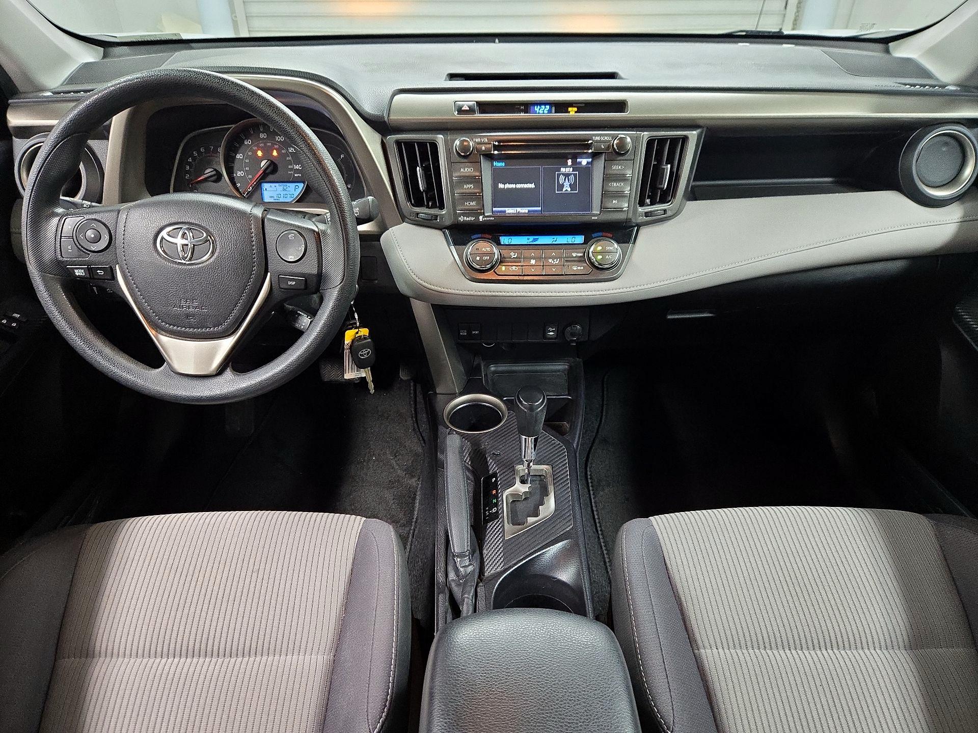 Thumbnail: 2015 Toyota RAV4 - 9