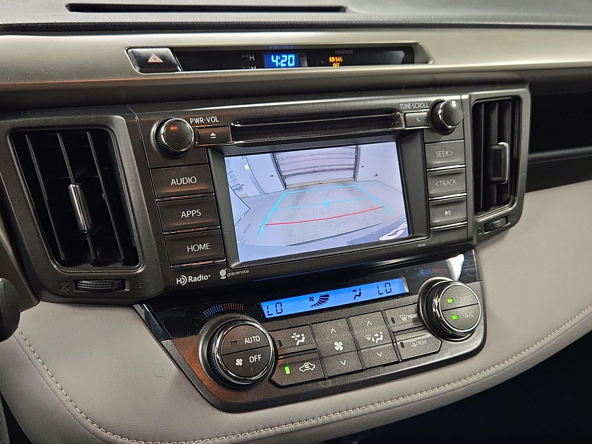 Thumbnail: 2015 Toyota RAV4 - 14