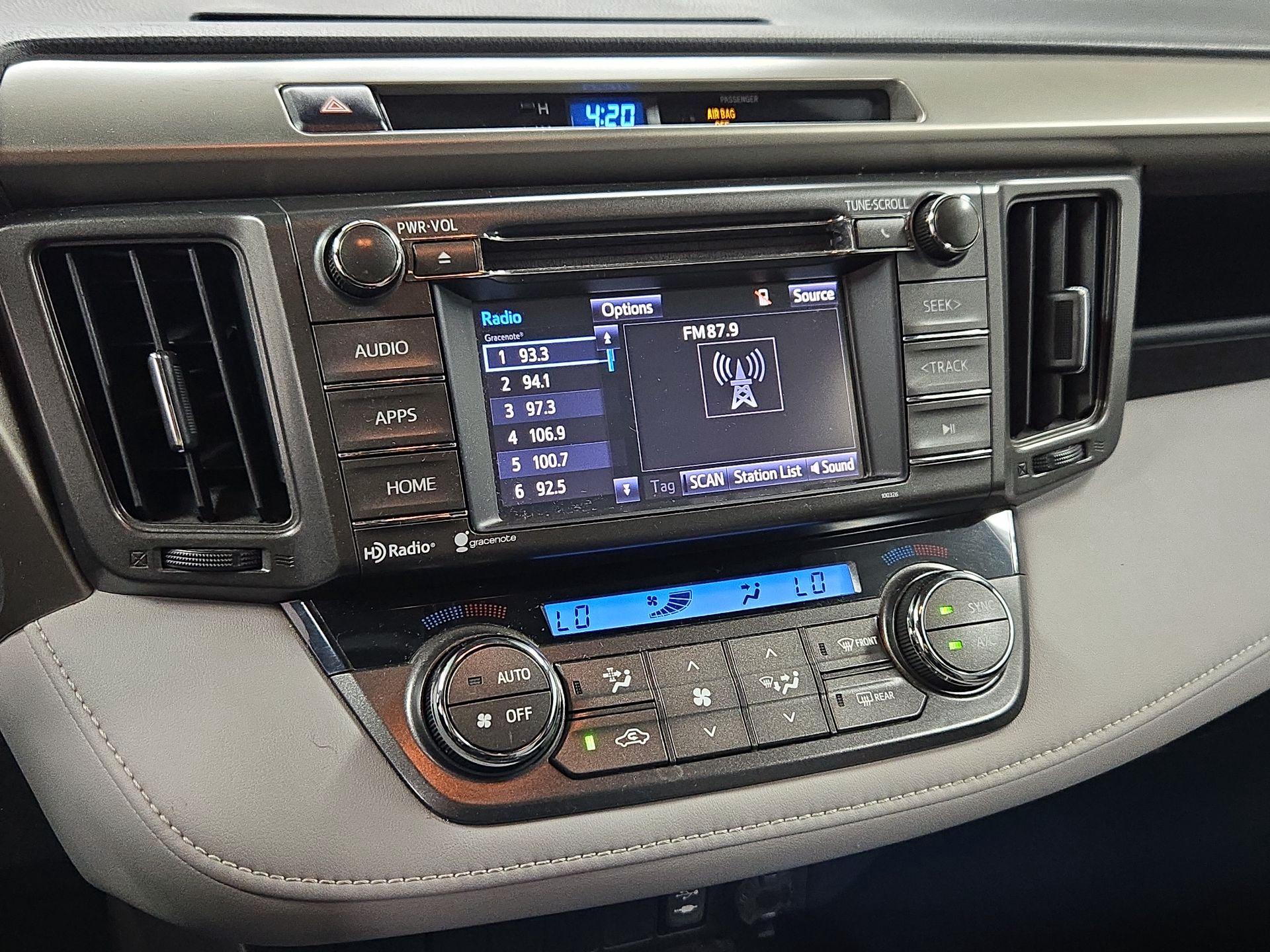 Thumbnail: 2015 Toyota RAV4 - 15