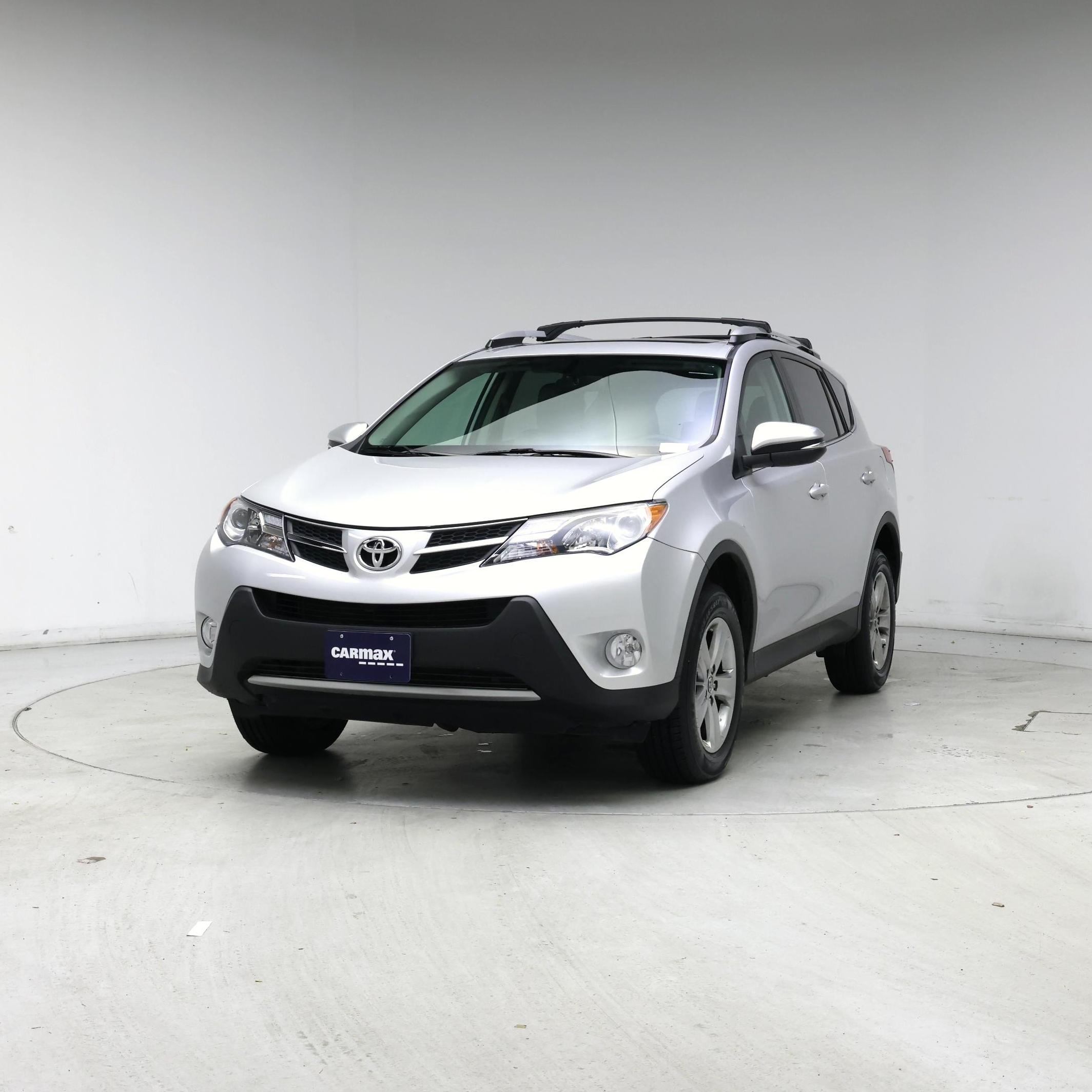 Thumbnail: 2015 Toyota RAV4 - 4