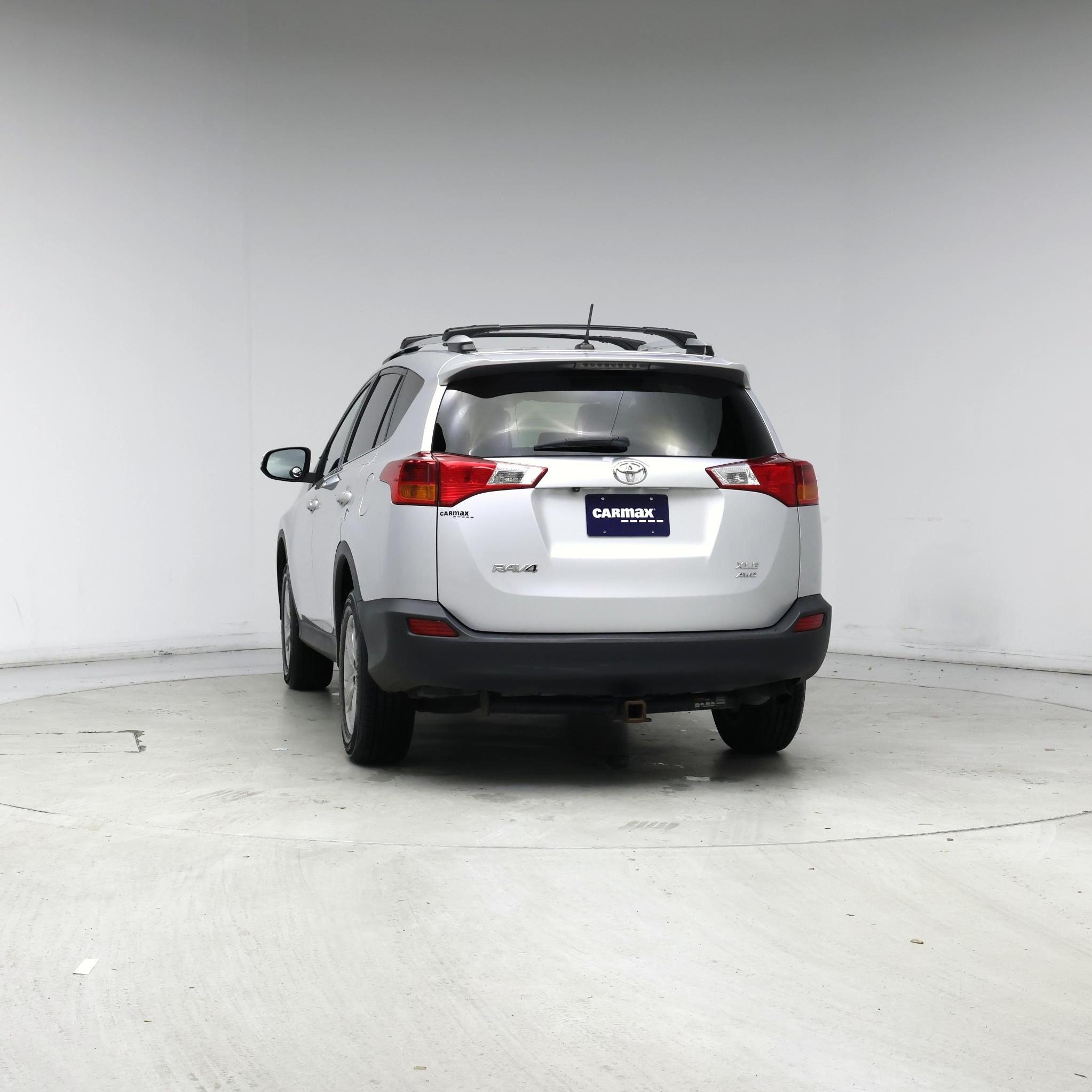 Thumbnail: 2015 Toyota RAV4 - 6