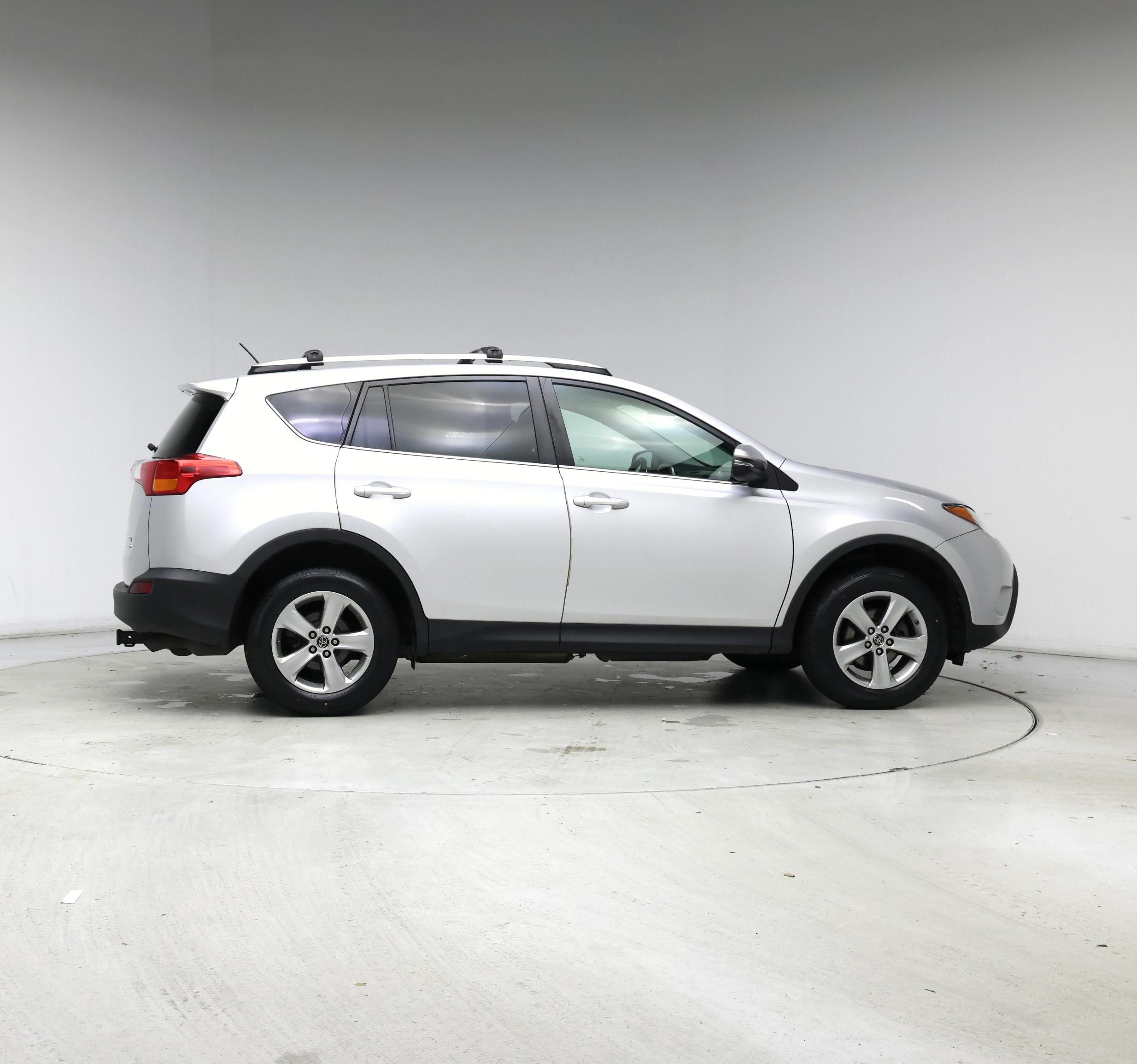 Thumbnail: 2015 Toyota RAV4 - 7
