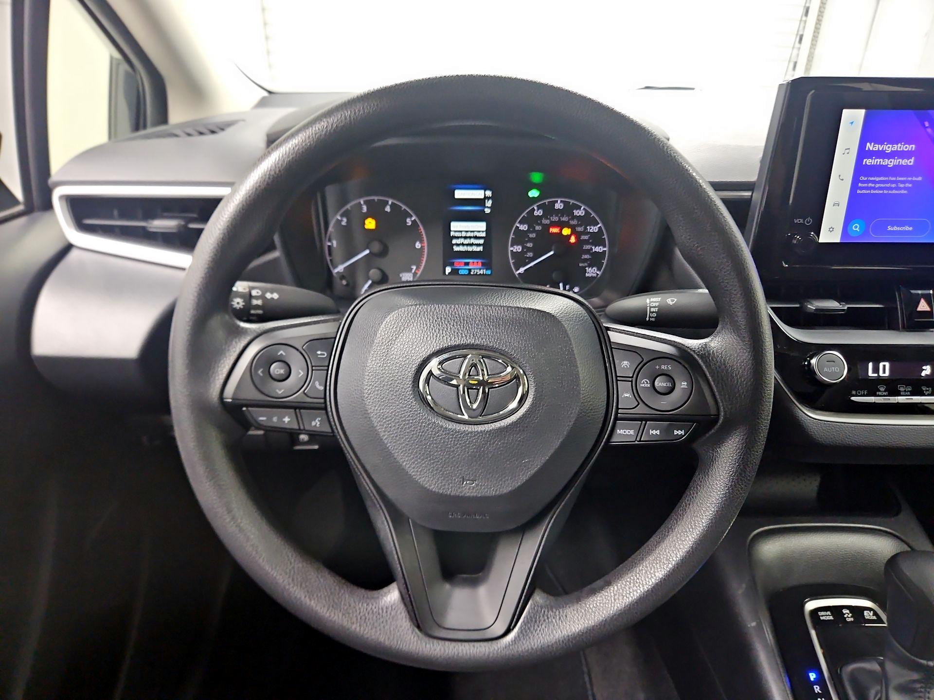 Thumbnail: 2023 Toyota Corolla - 10