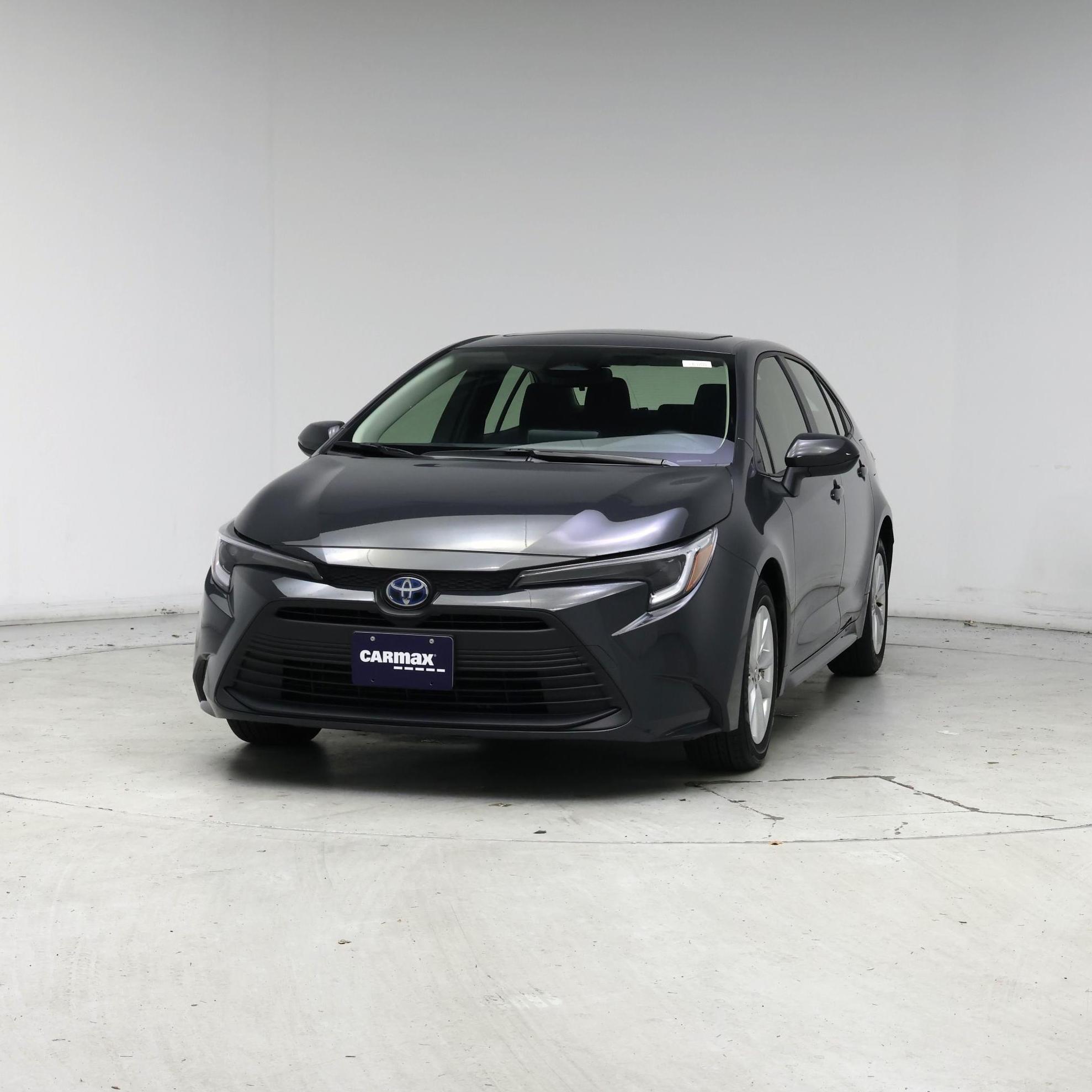 Thumbnail: 2023 Toyota Corolla - 4