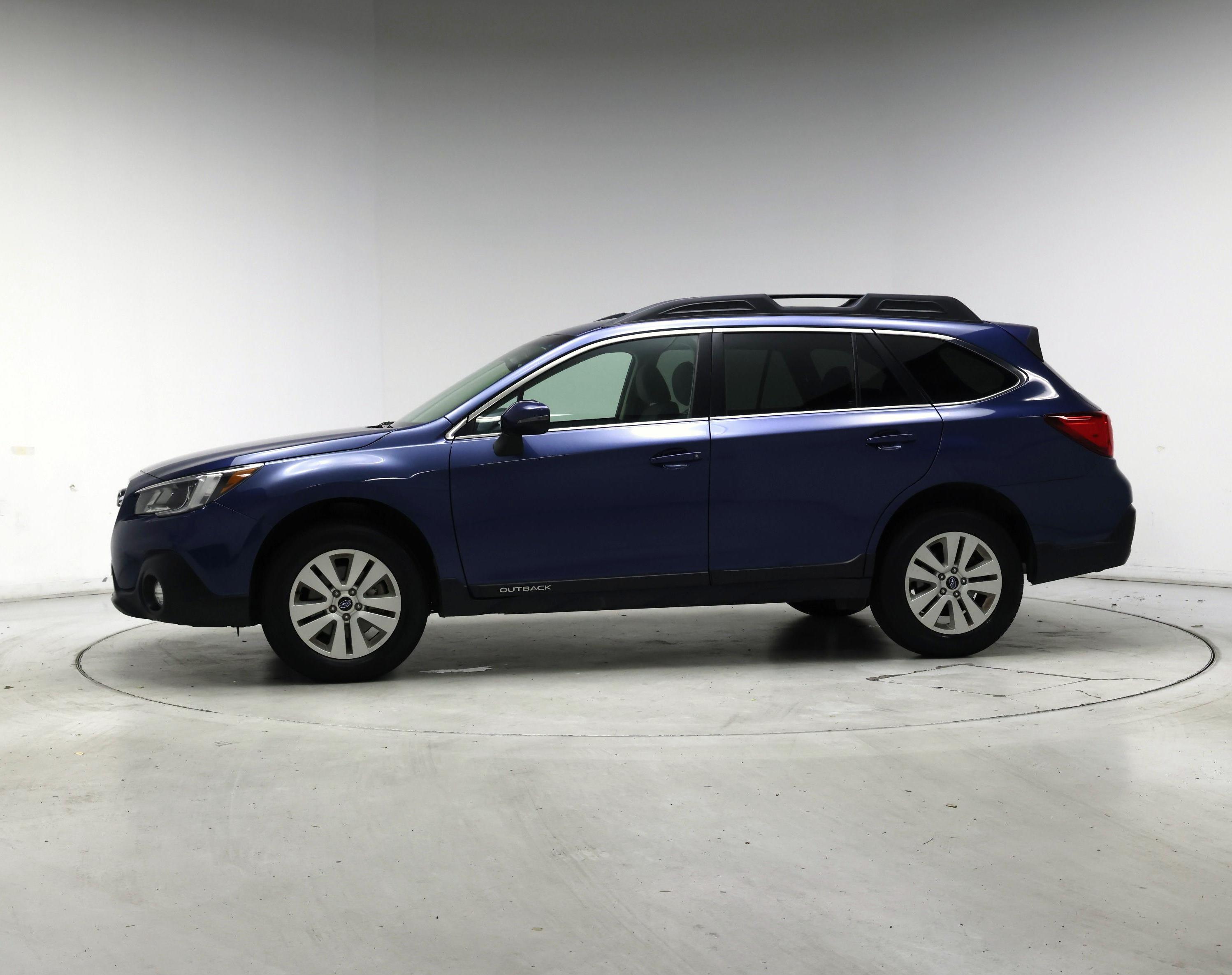 Thumbnail: 2019 Subaru Outback - 3
