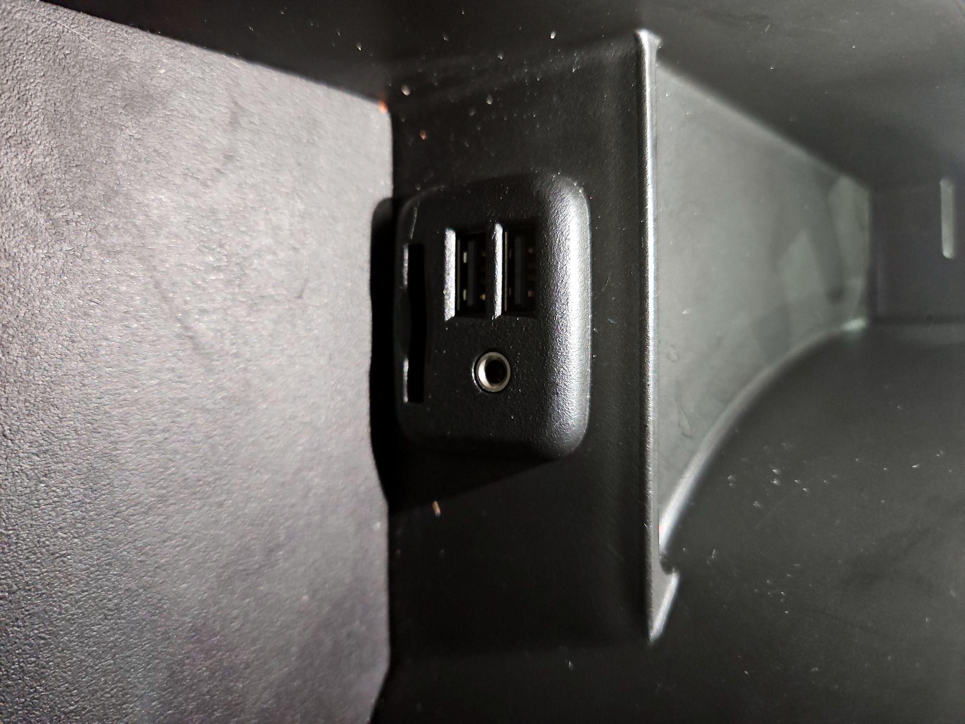 Thumbnail: 2022 Chevrolet Camaro - 18