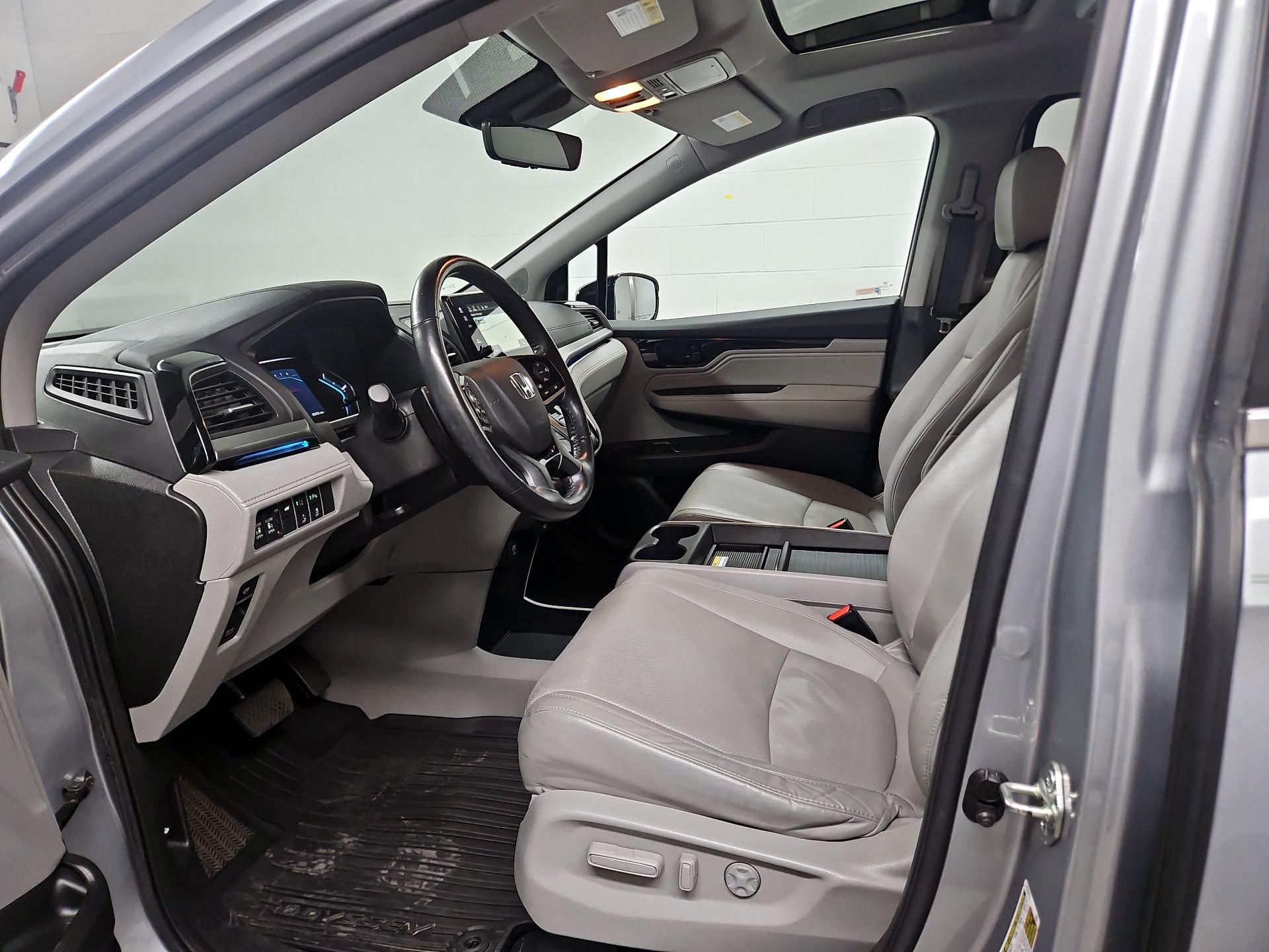 Thumbnail: 2019 Honda Odyssey - 11