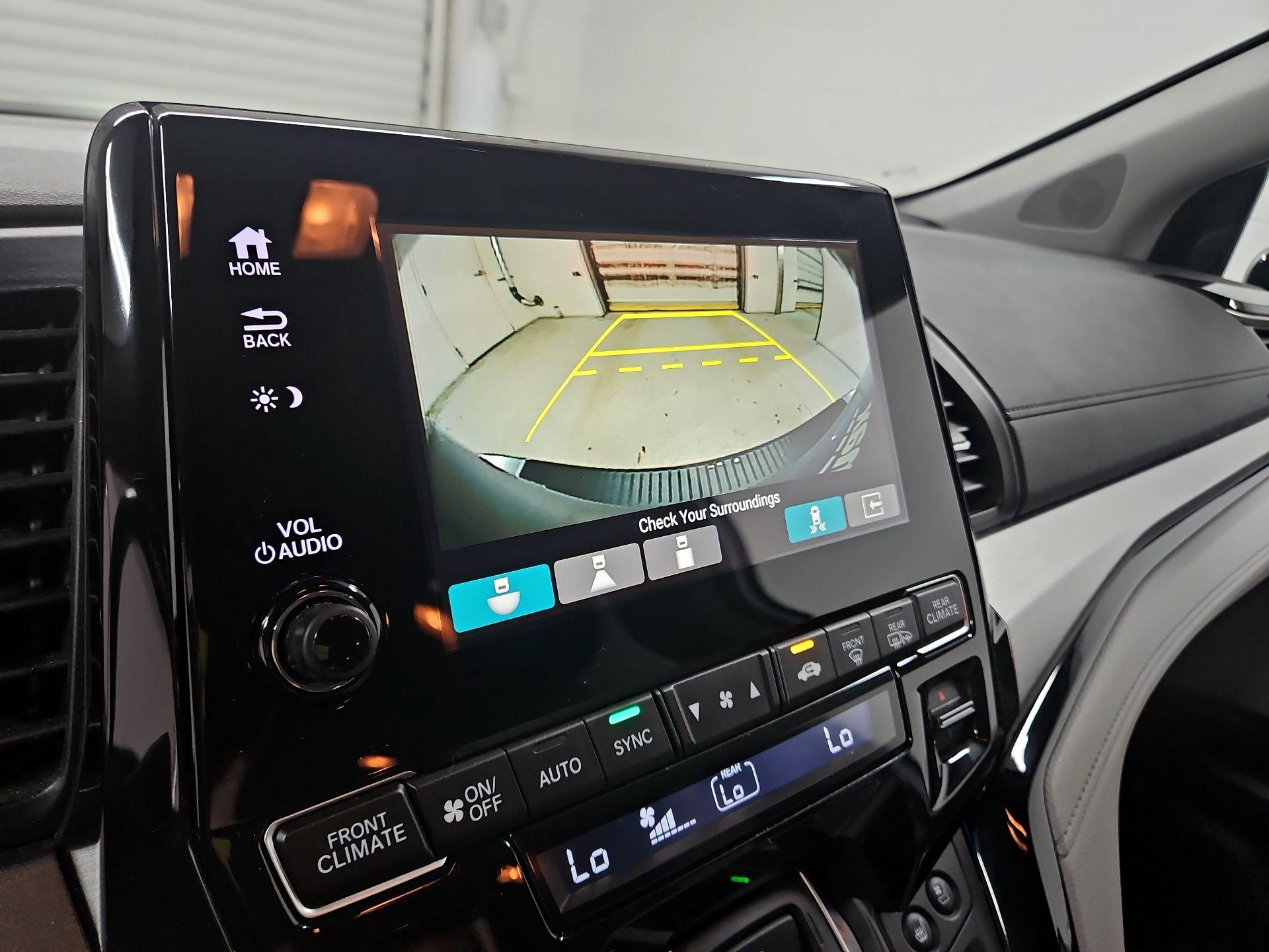 Thumbnail: 2019 Honda Odyssey - 15