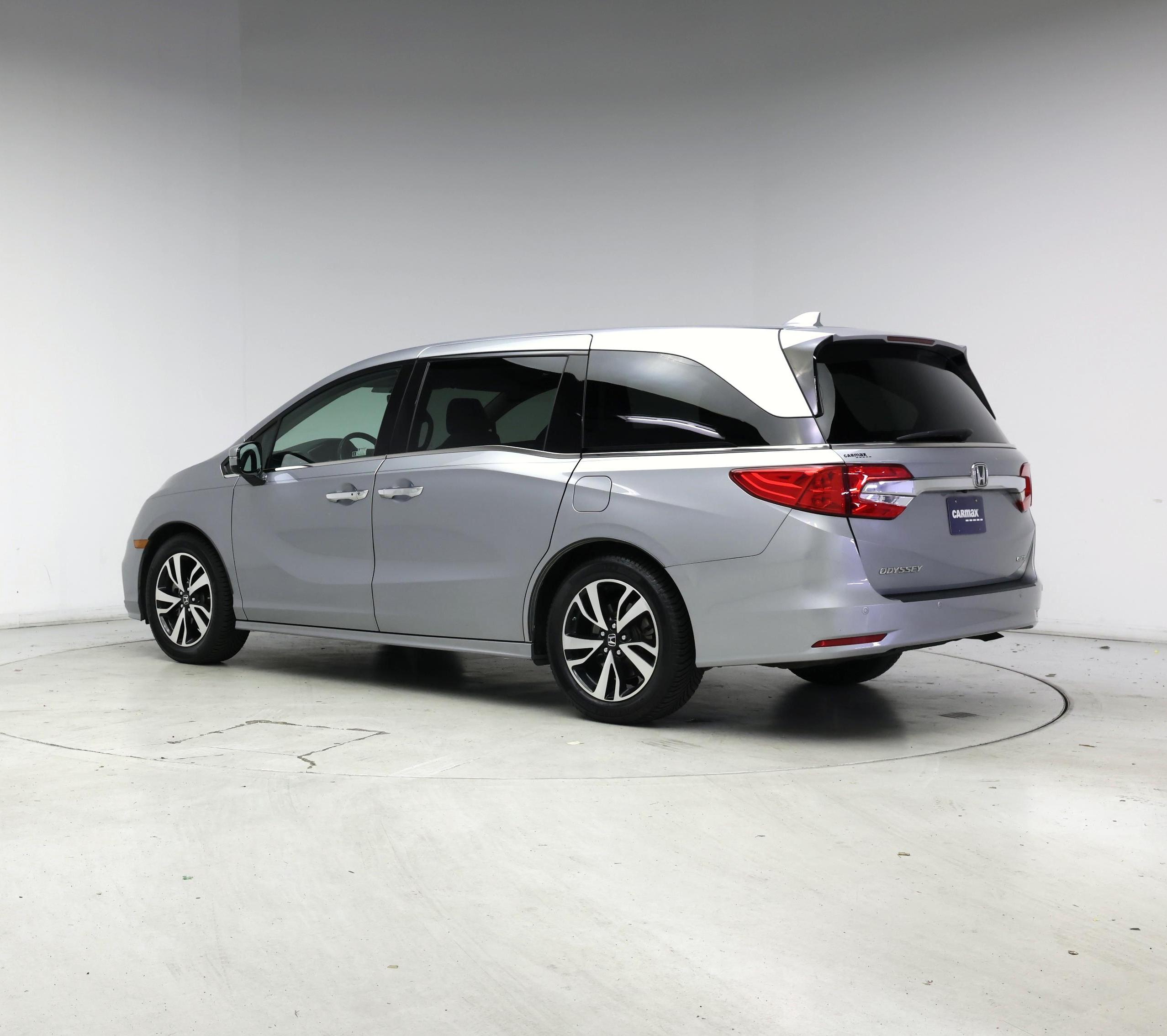 Thumbnail: 2019 Honda Odyssey - 2