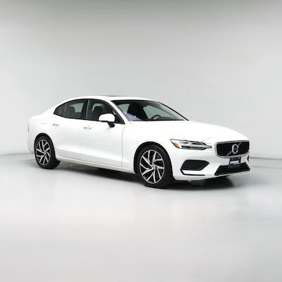 2020 Volvo S60 T6 Momentum