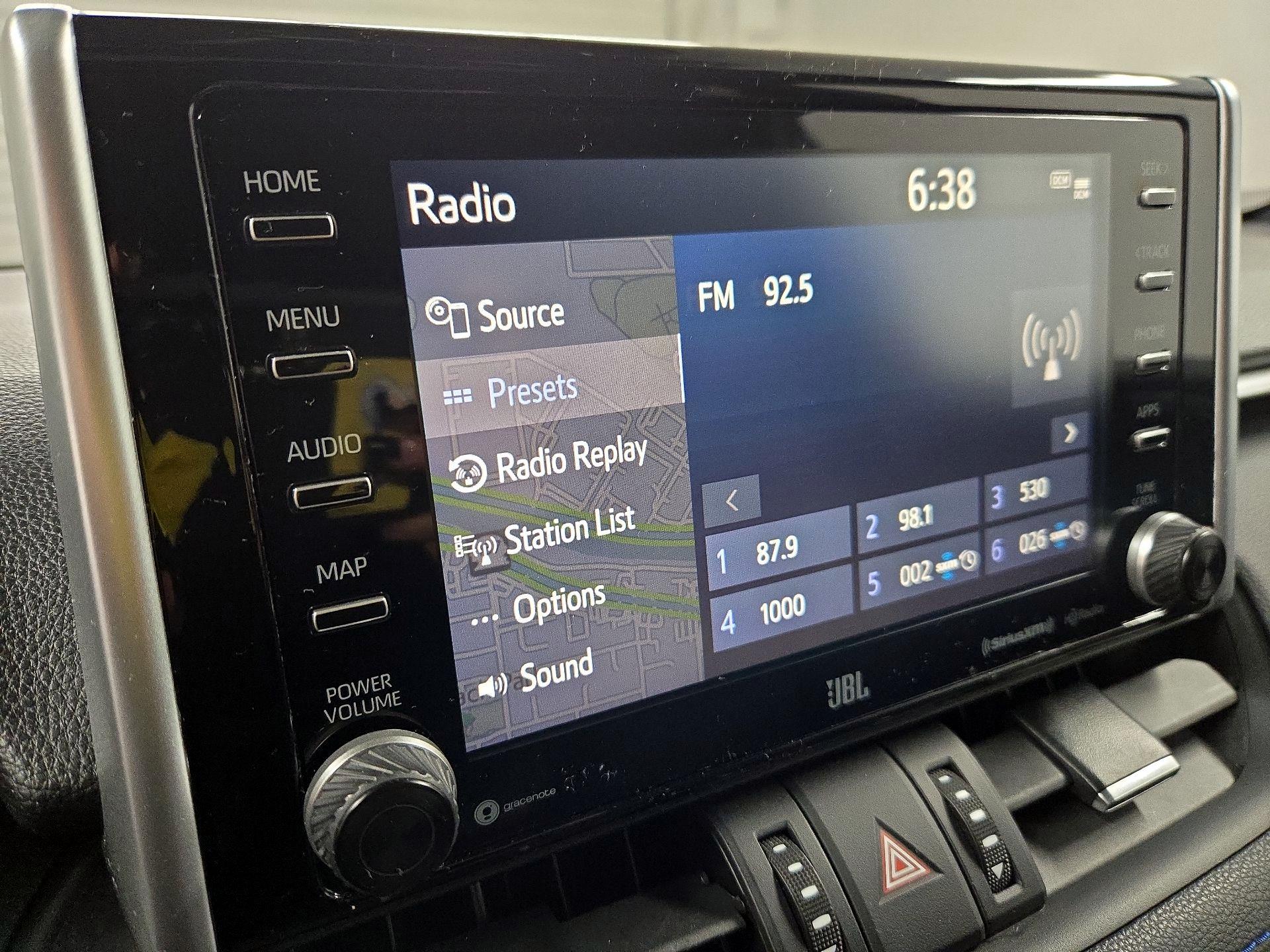 Thumbnail: 2021 Toyota RAV4 - 16