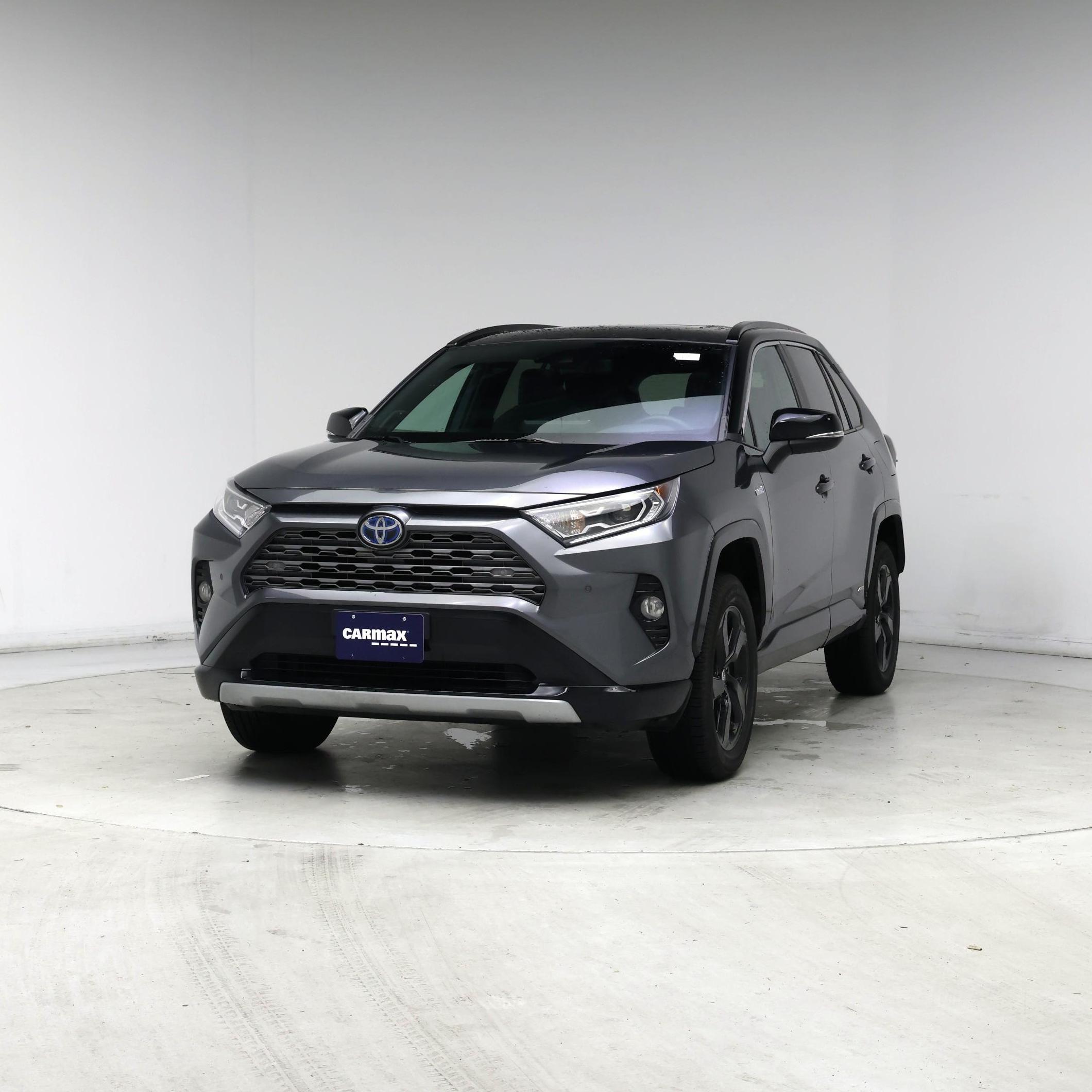 Thumbnail: 2021 Toyota RAV4 - 4