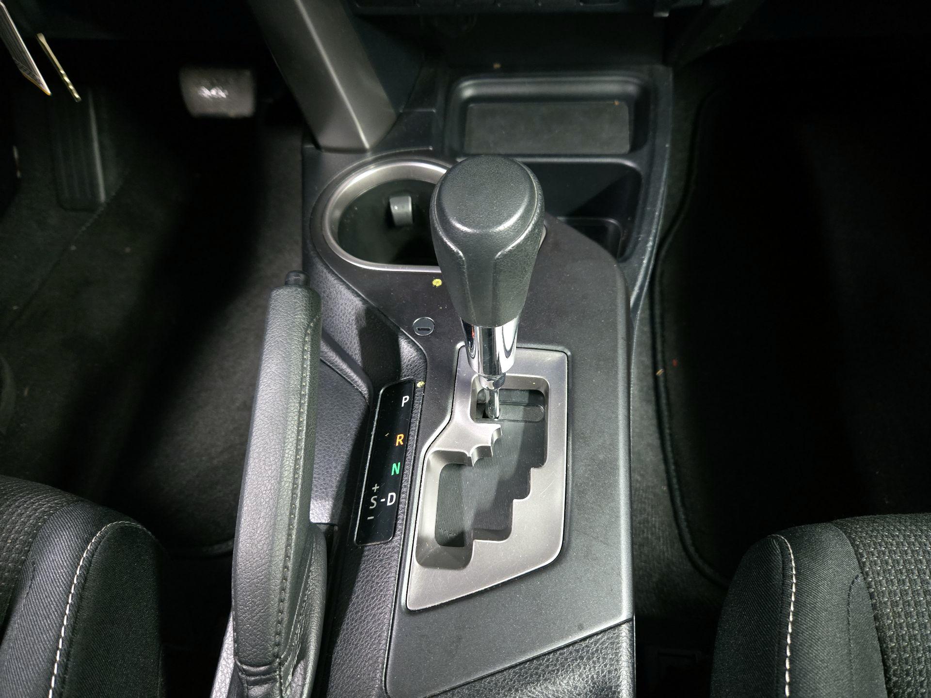 Thumbnail: 2017 Toyota RAV4 - 17