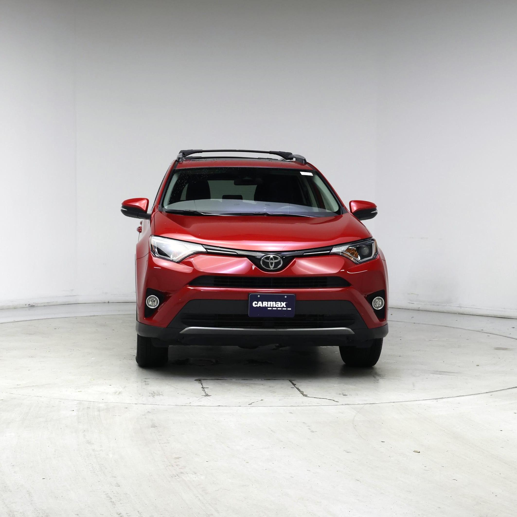 Thumbnail: 2017 Toyota RAV4 - 5