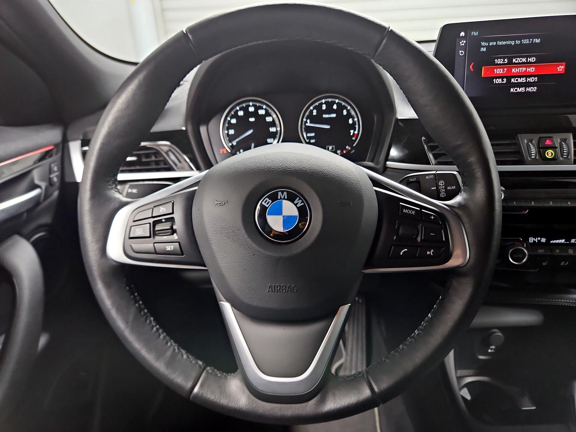 Thumbnail: 2022 BMW X2 - 10