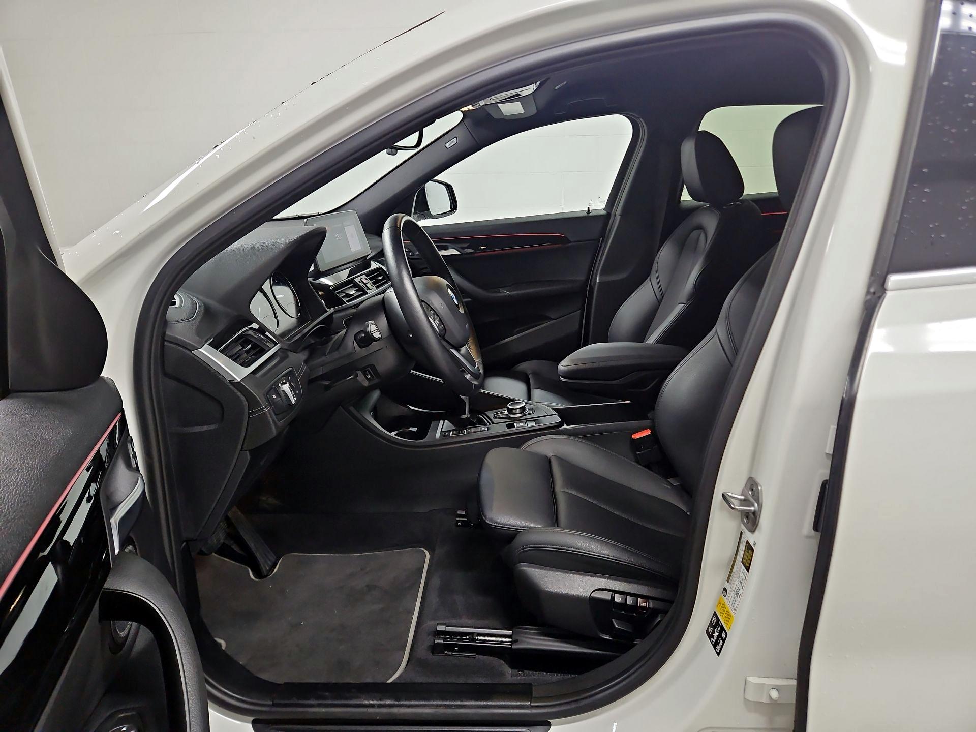 Thumbnail: 2022 BMW X2 - 11