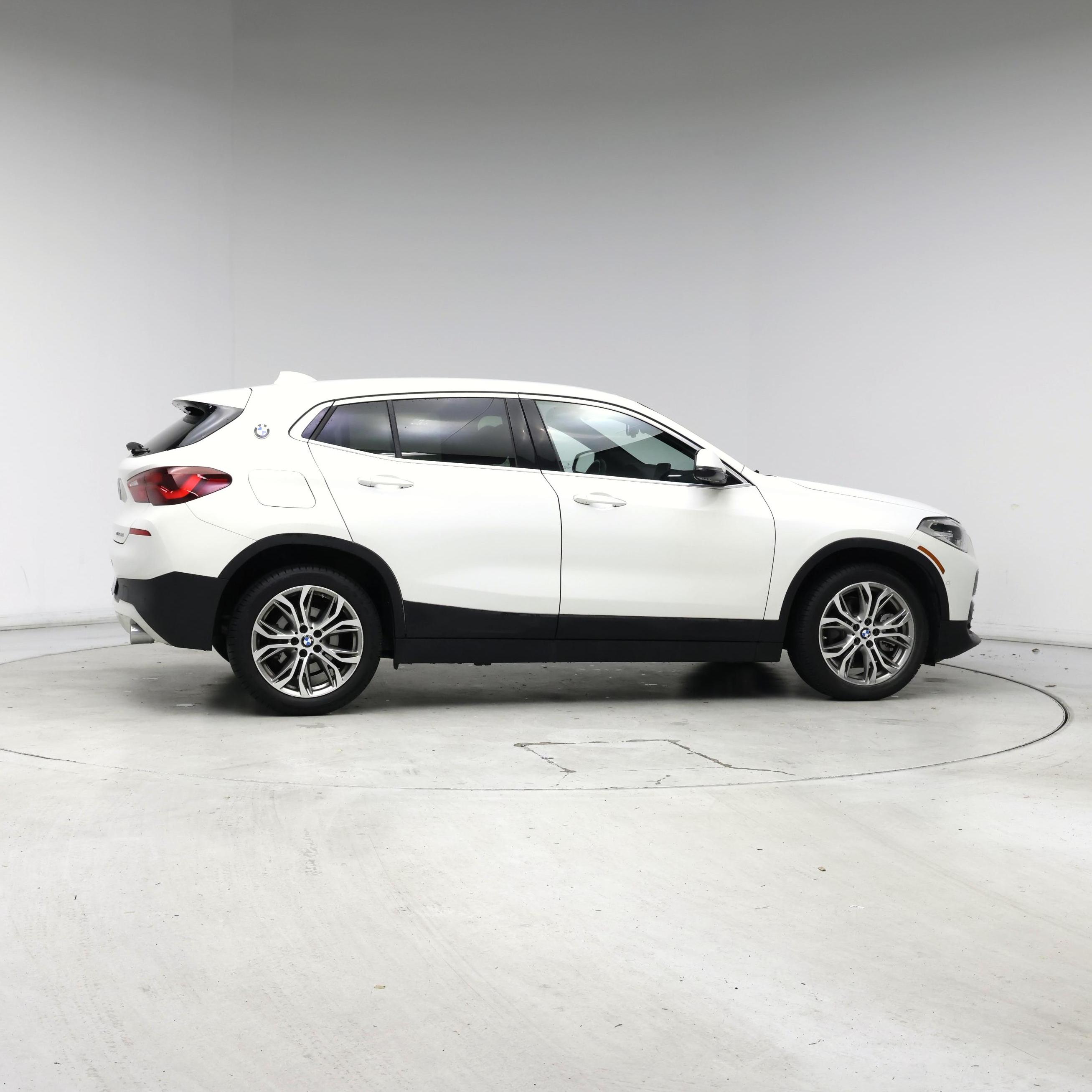 Thumbnail: 2022 BMW X2 - 7