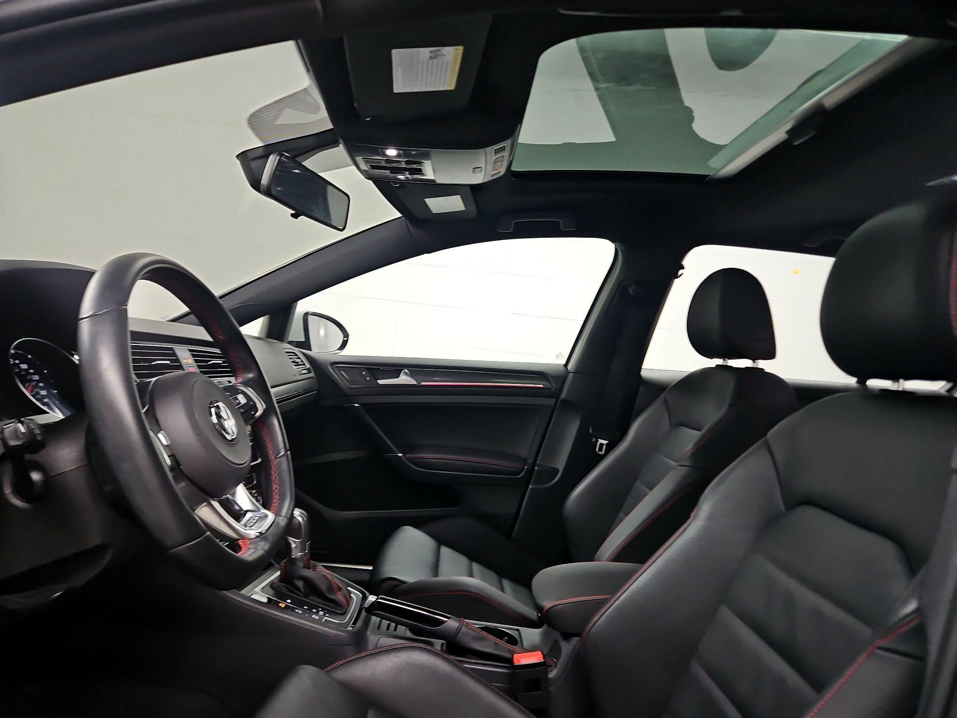 Thumbnail: 2018 Volkswagen Golf - 19