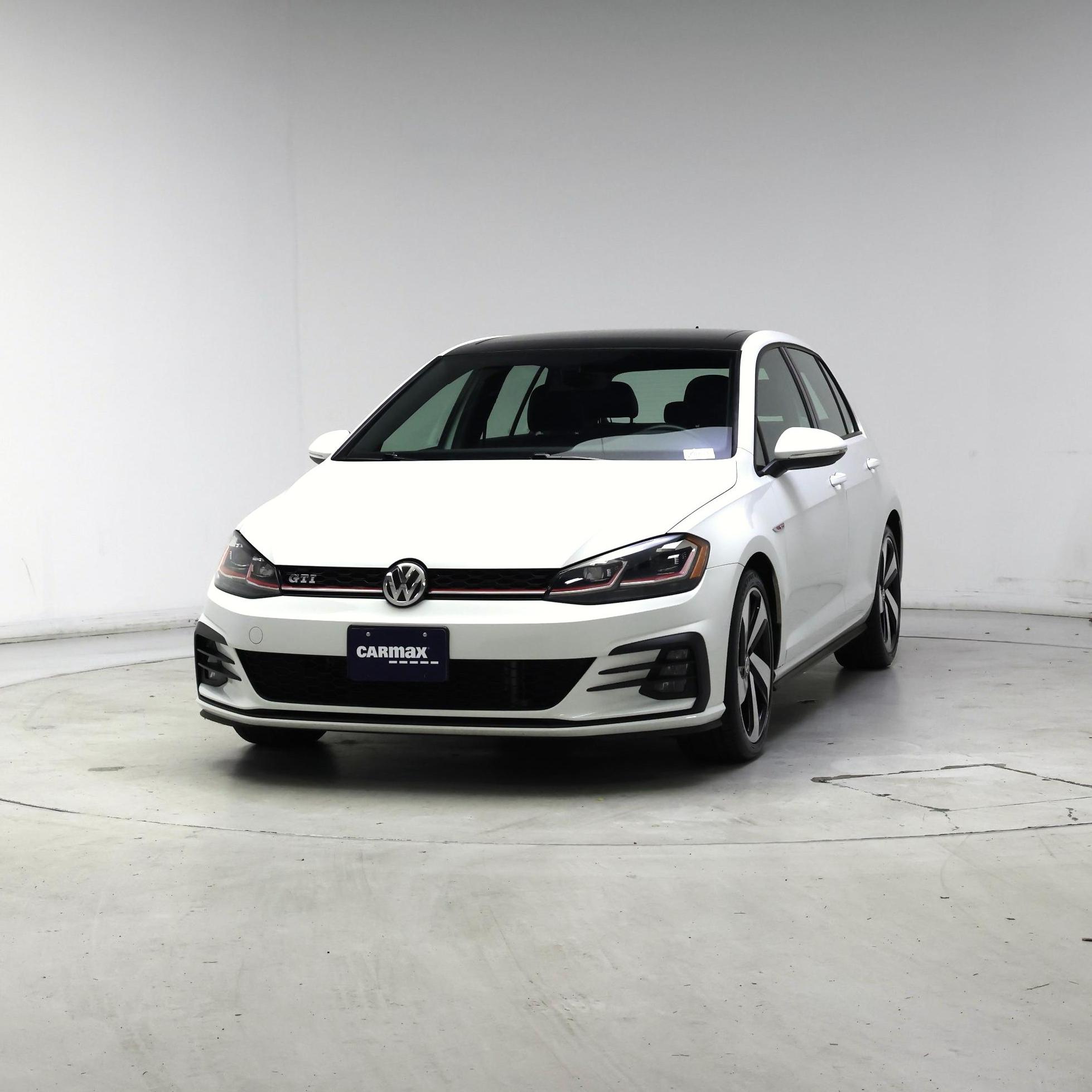 Thumbnail: 2018 Volkswagen Golf - 4