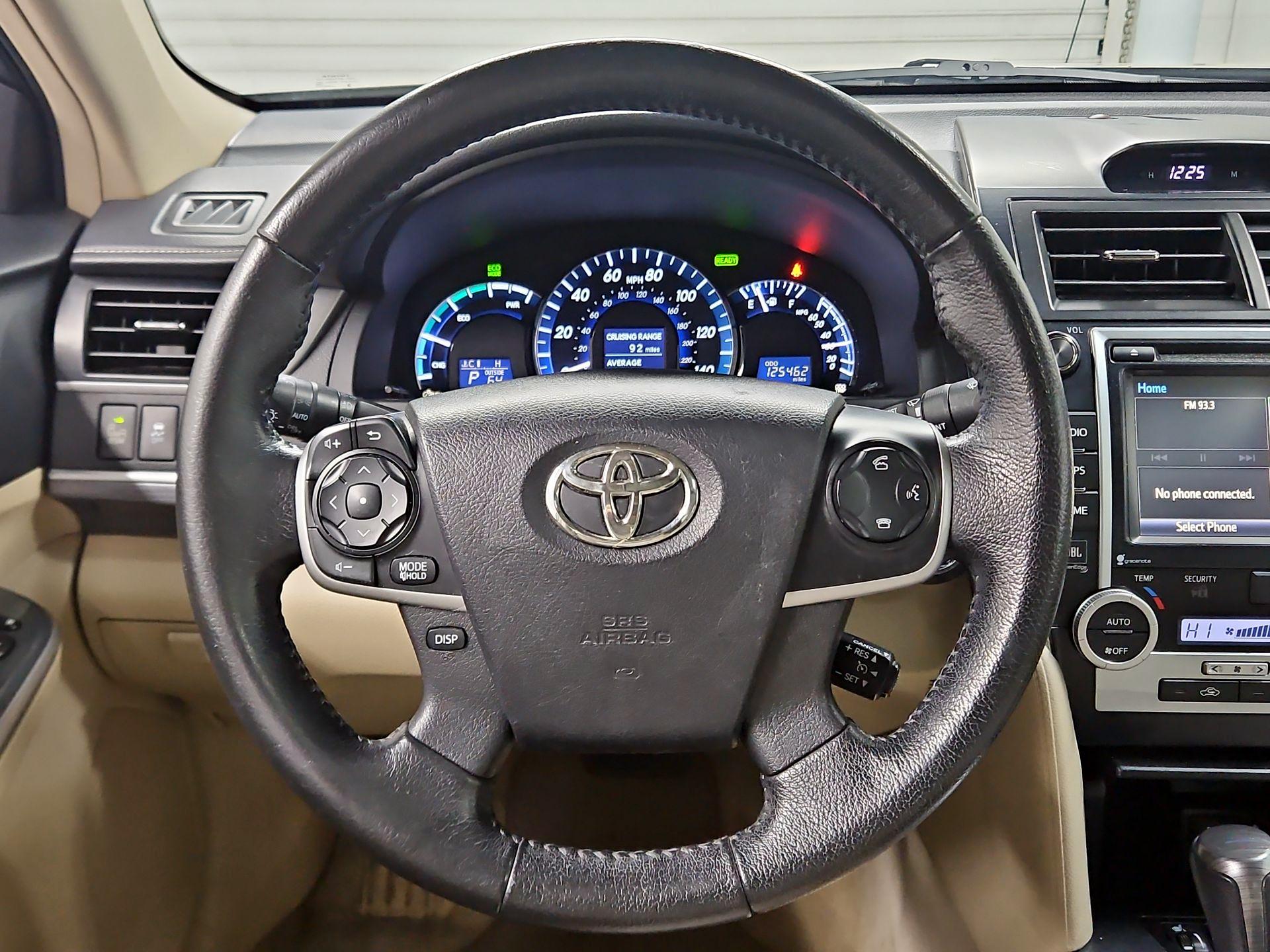 Thumbnail: 2014 Toyota Camry - 10