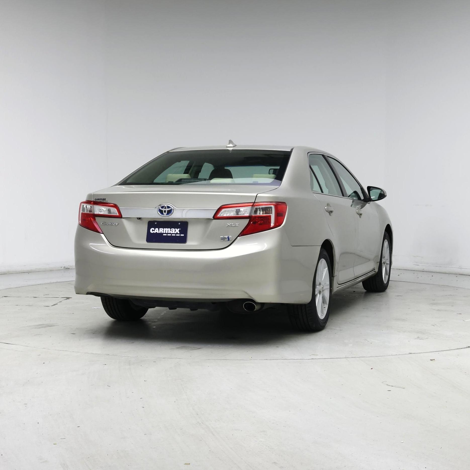 Thumbnail: 2014 Toyota Camry - 8