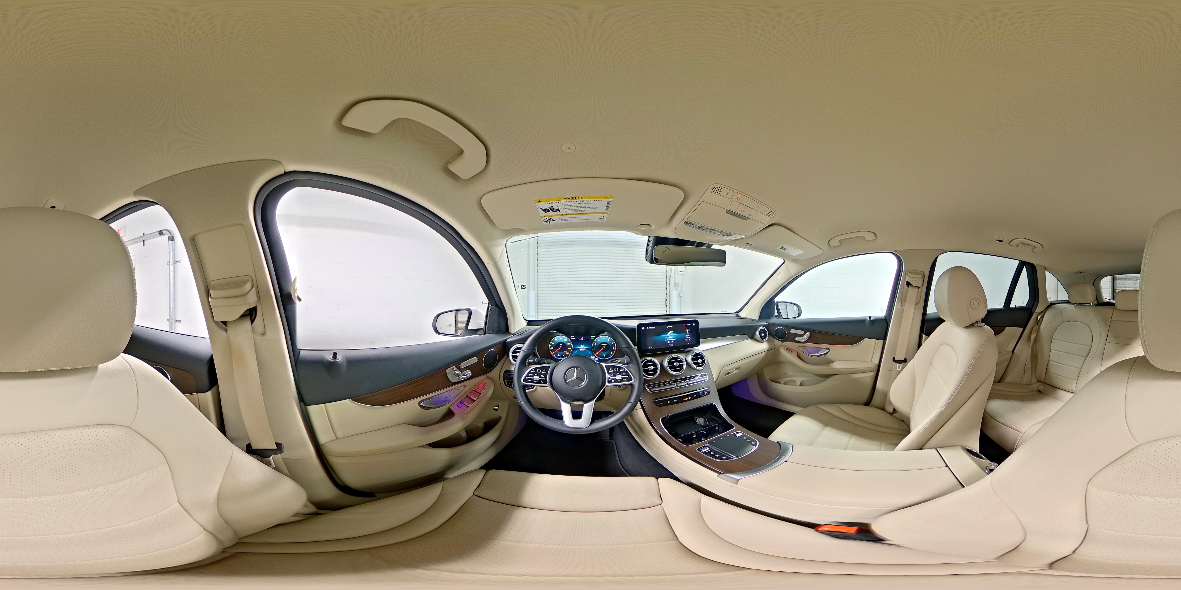 2022 Mercedes-Benz GLC GLC300 - Photo 26