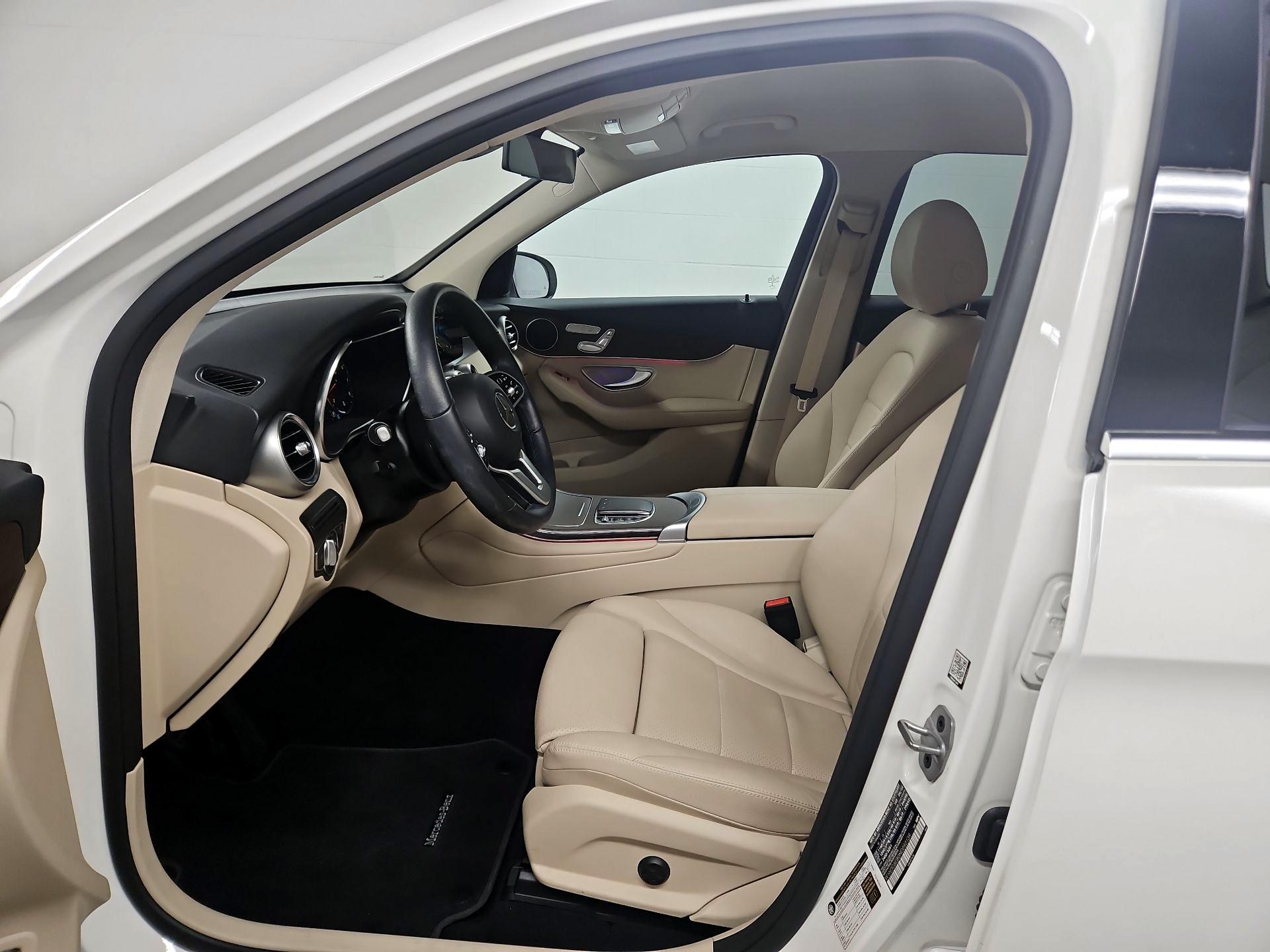 Thumbnail: 2022 Mercedes-Benz GLC - 11