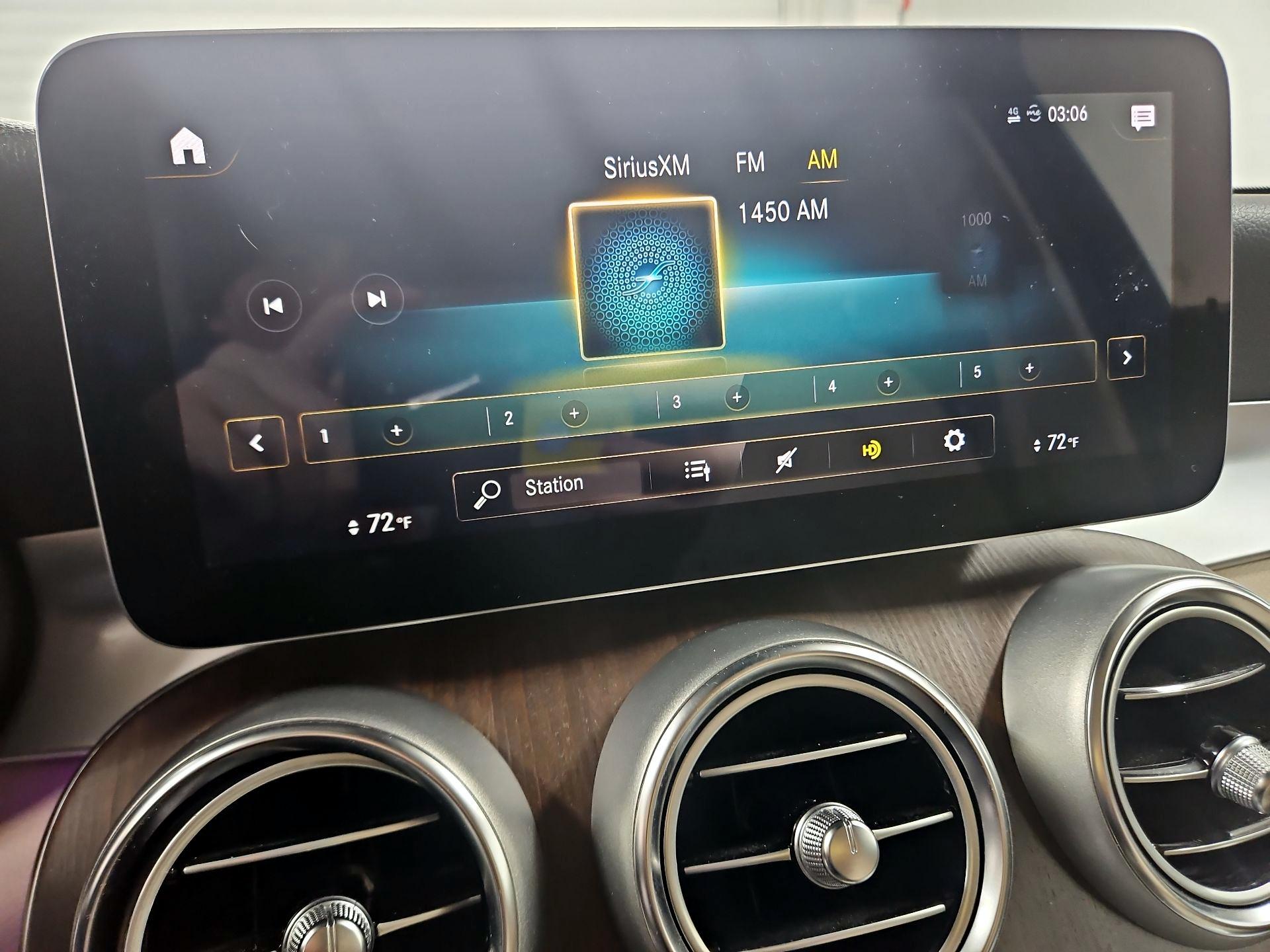 Thumbnail: 2022 Mercedes-Benz GLC - 15