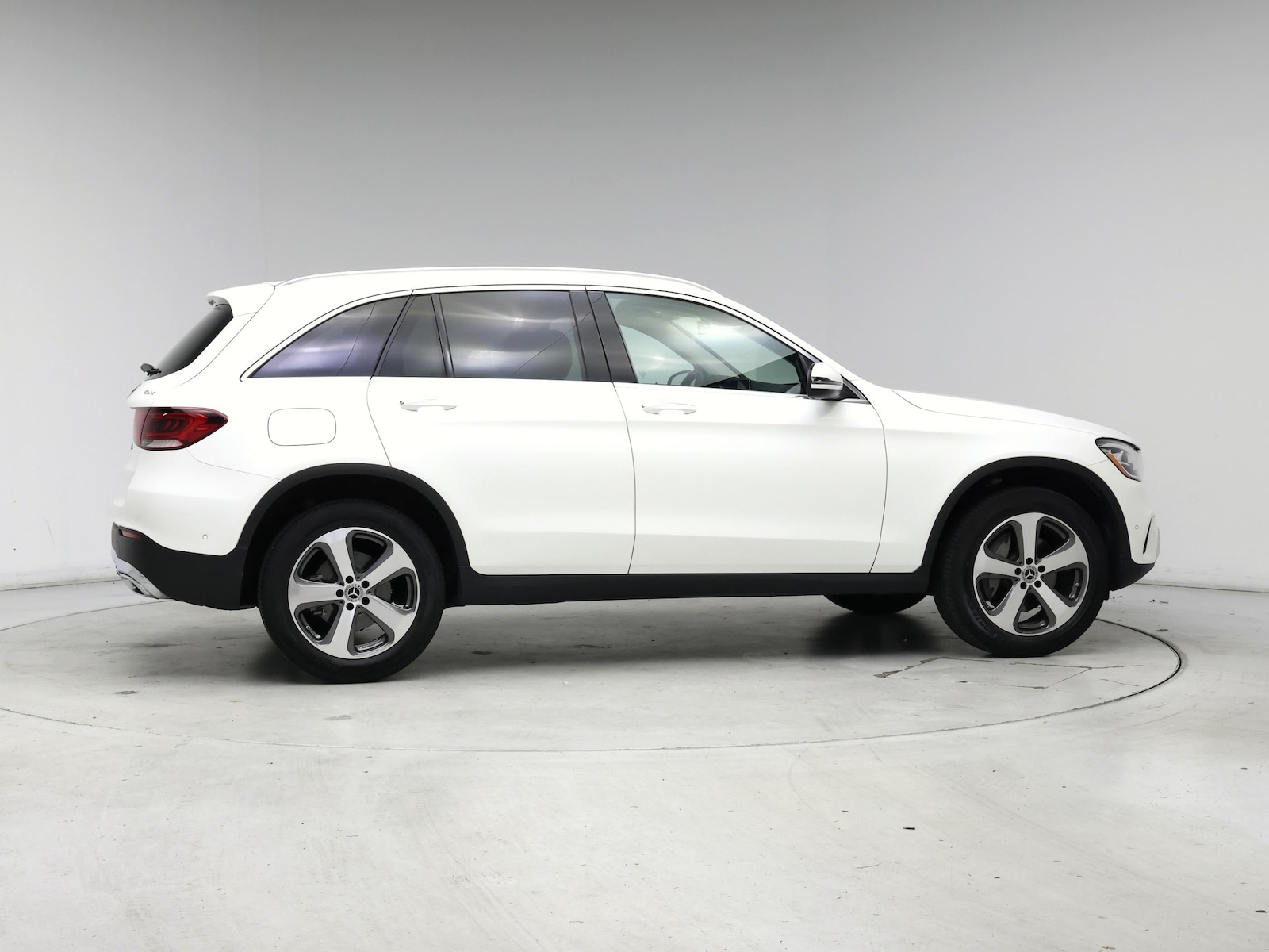2022 Mercedes-Benz GLC GLC300 - Photo 8