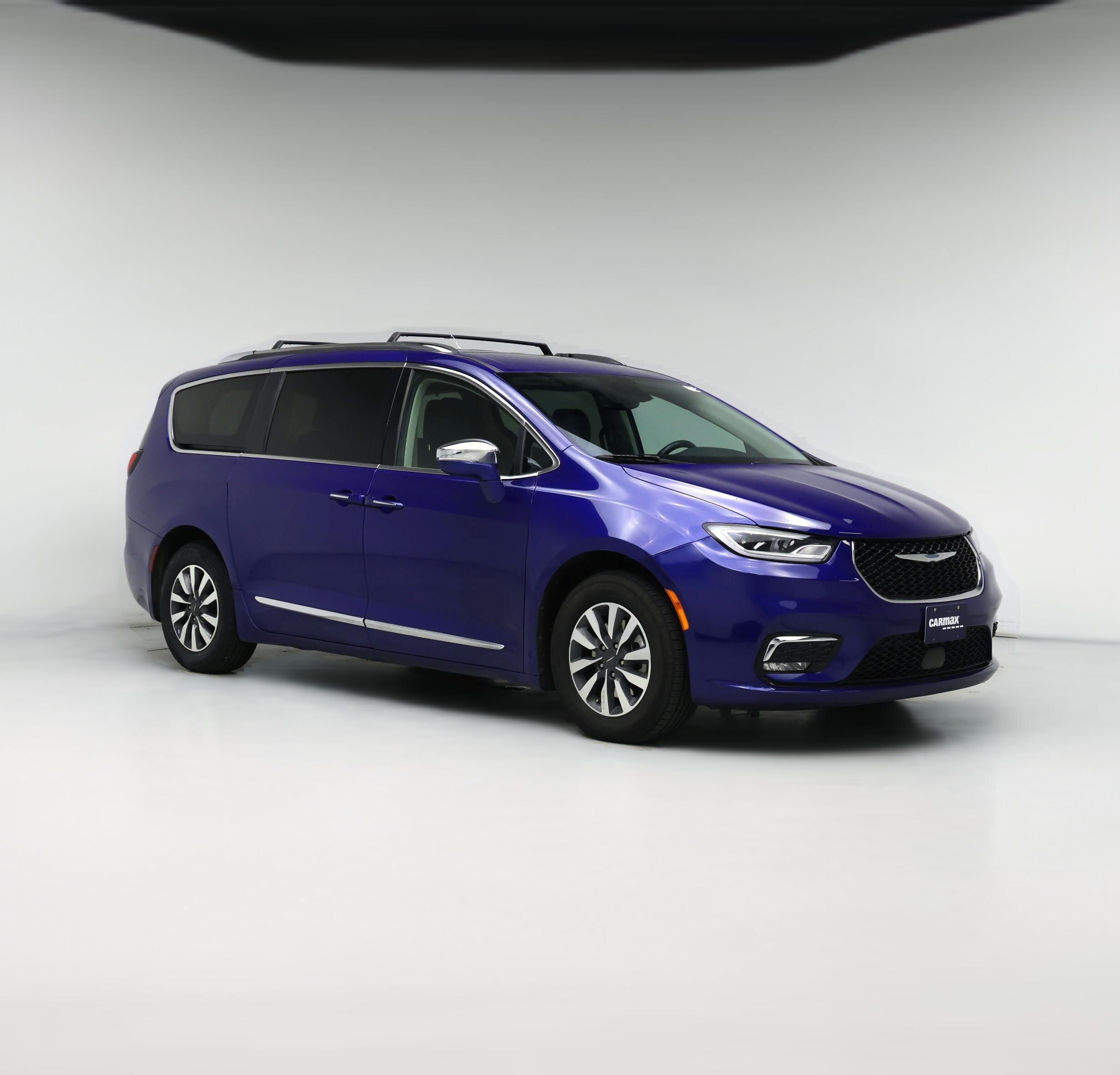 Thumbnail: 2021 Chrysler Pacifica - 1