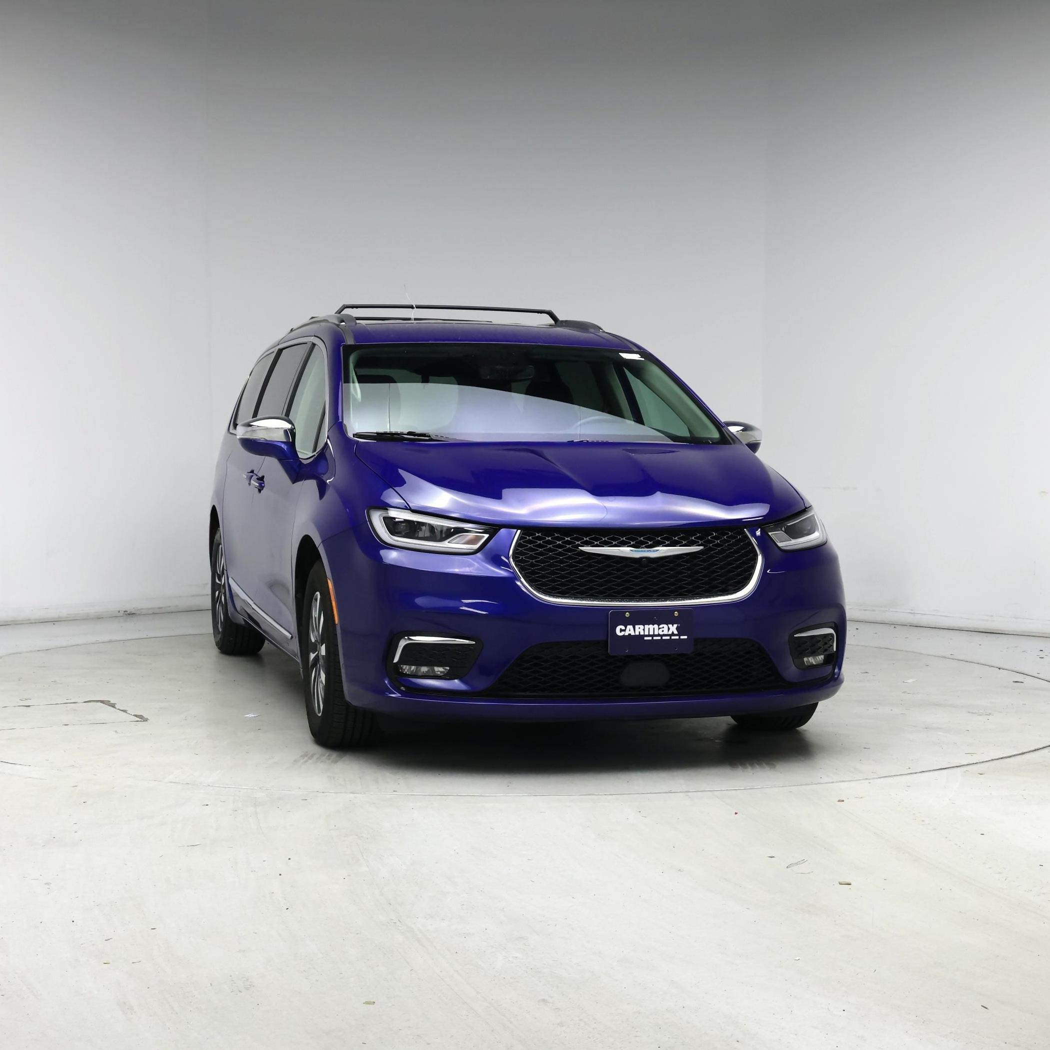 Thumbnail: 2021 Chrysler Pacifica - 5