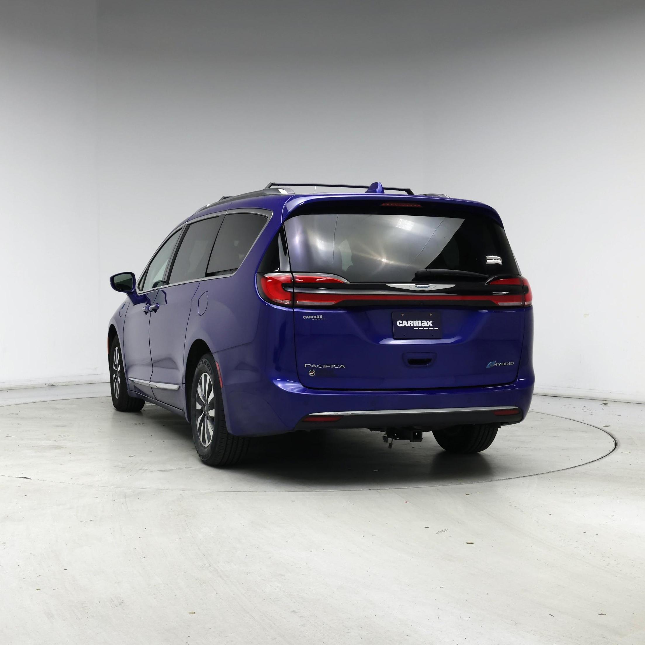 Thumbnail: 2021 Chrysler Pacifica - 6