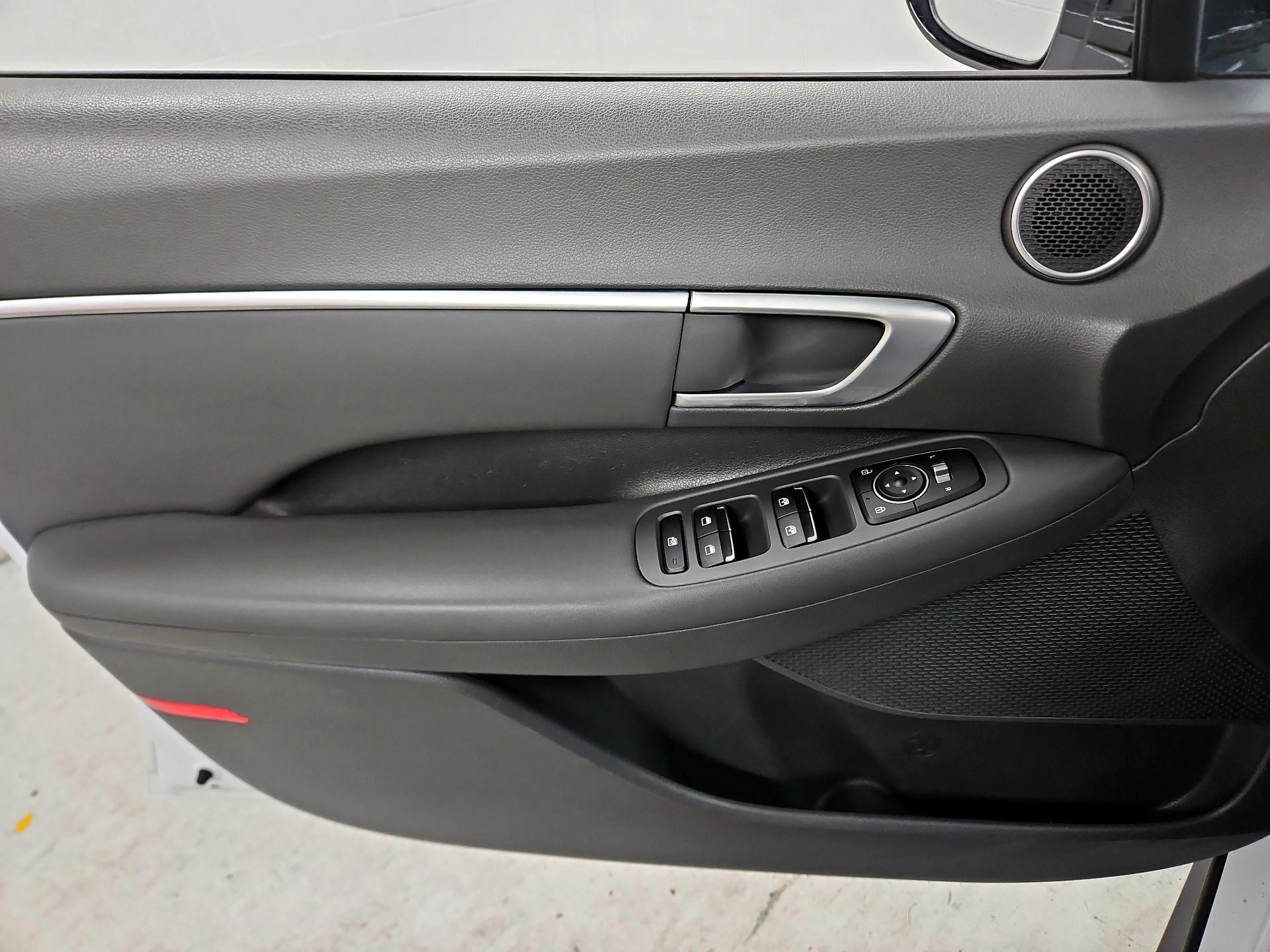 Thumbnail: 2021 Hyundai Sonata - 12