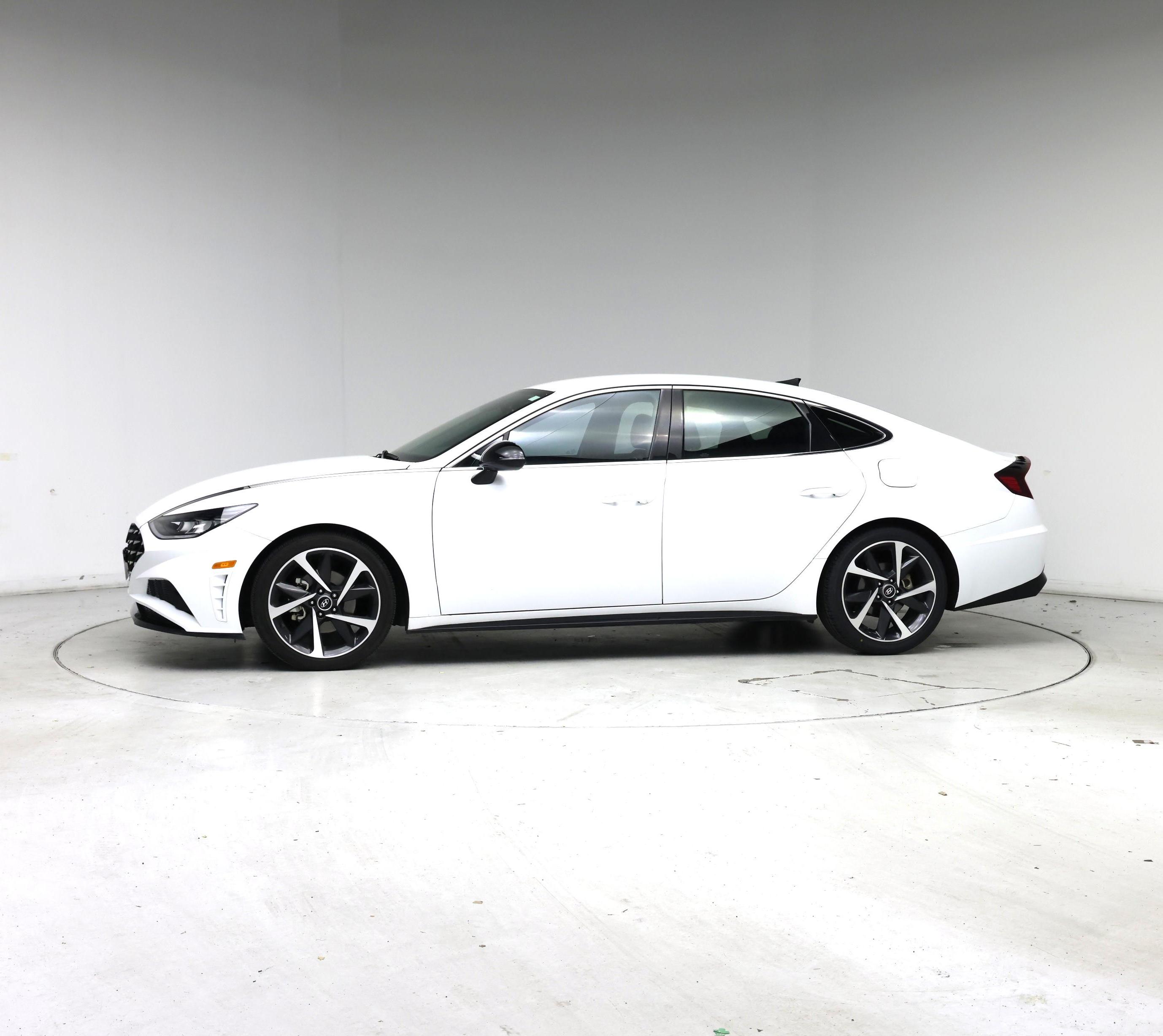 Thumbnail: 2021 Hyundai Sonata - 3