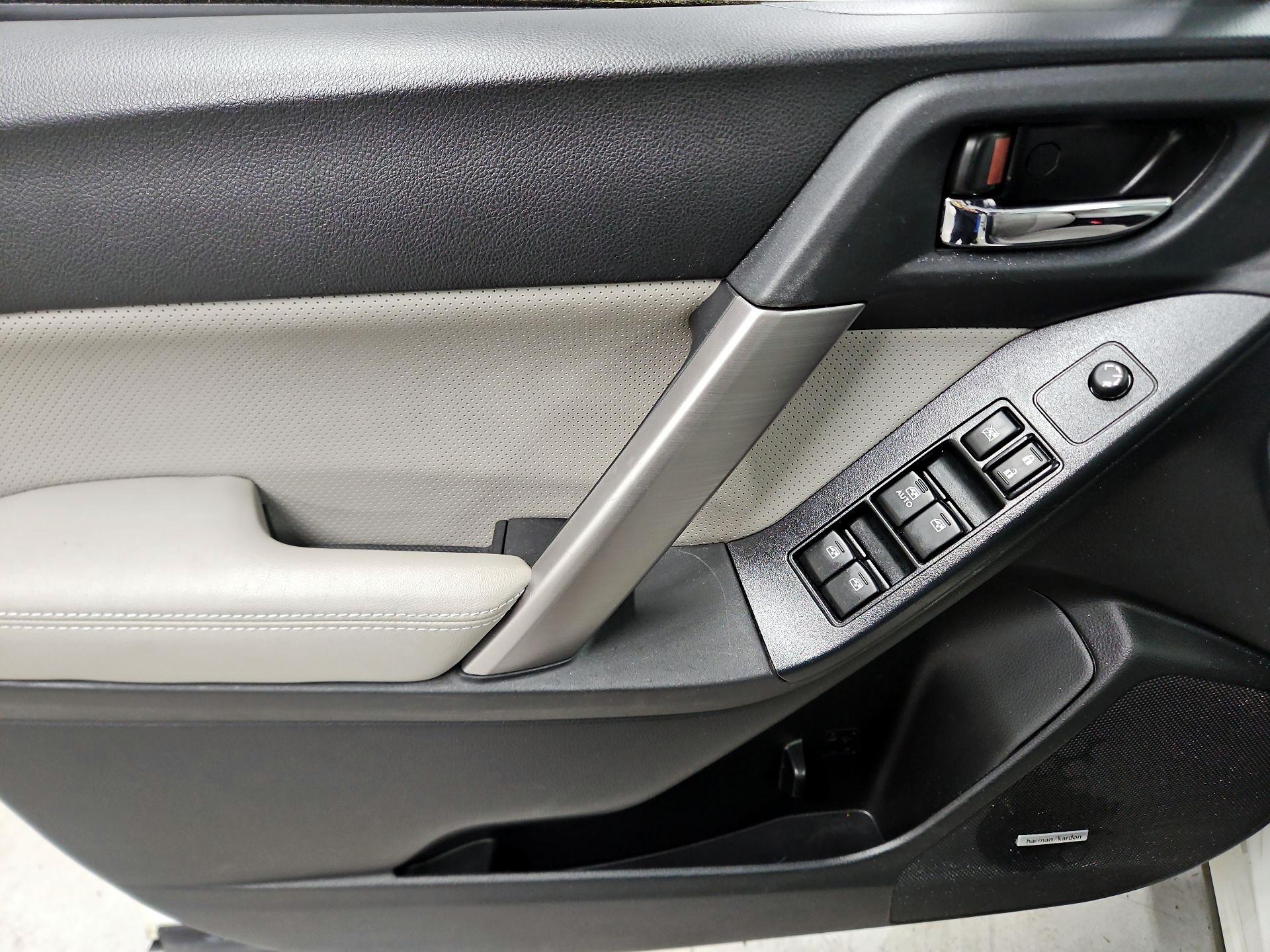 Thumbnail: 2015 Subaru Forester - 12